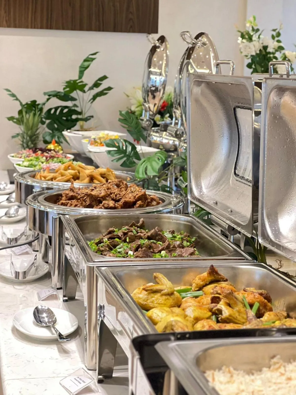 The Plaza Hotel & Resort