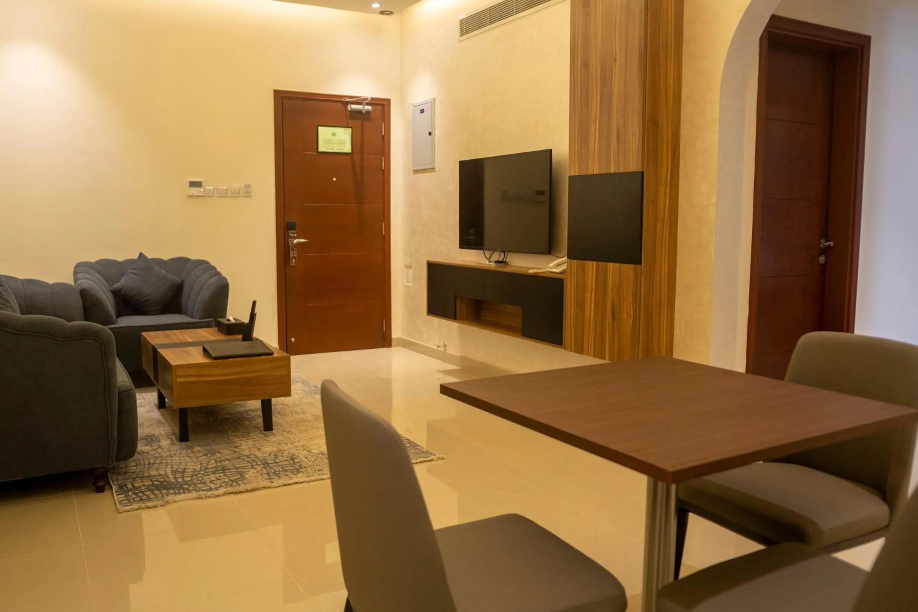 The Plaza Hotel & Resort