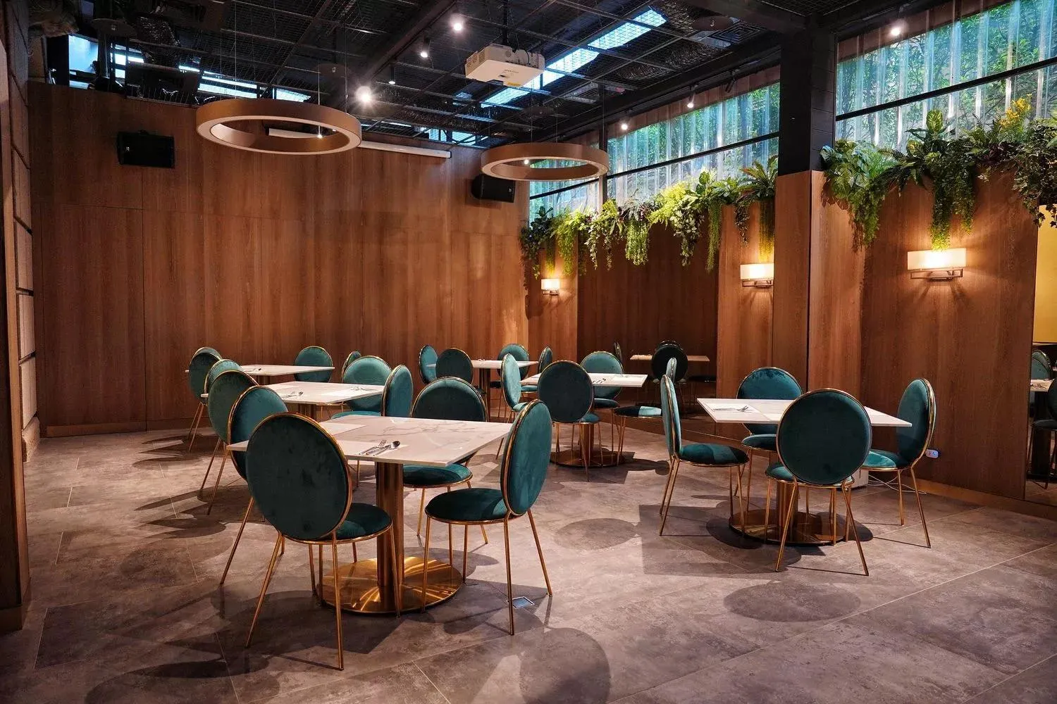 Banquet/Function facilities in Hamp Court Palace Taipei