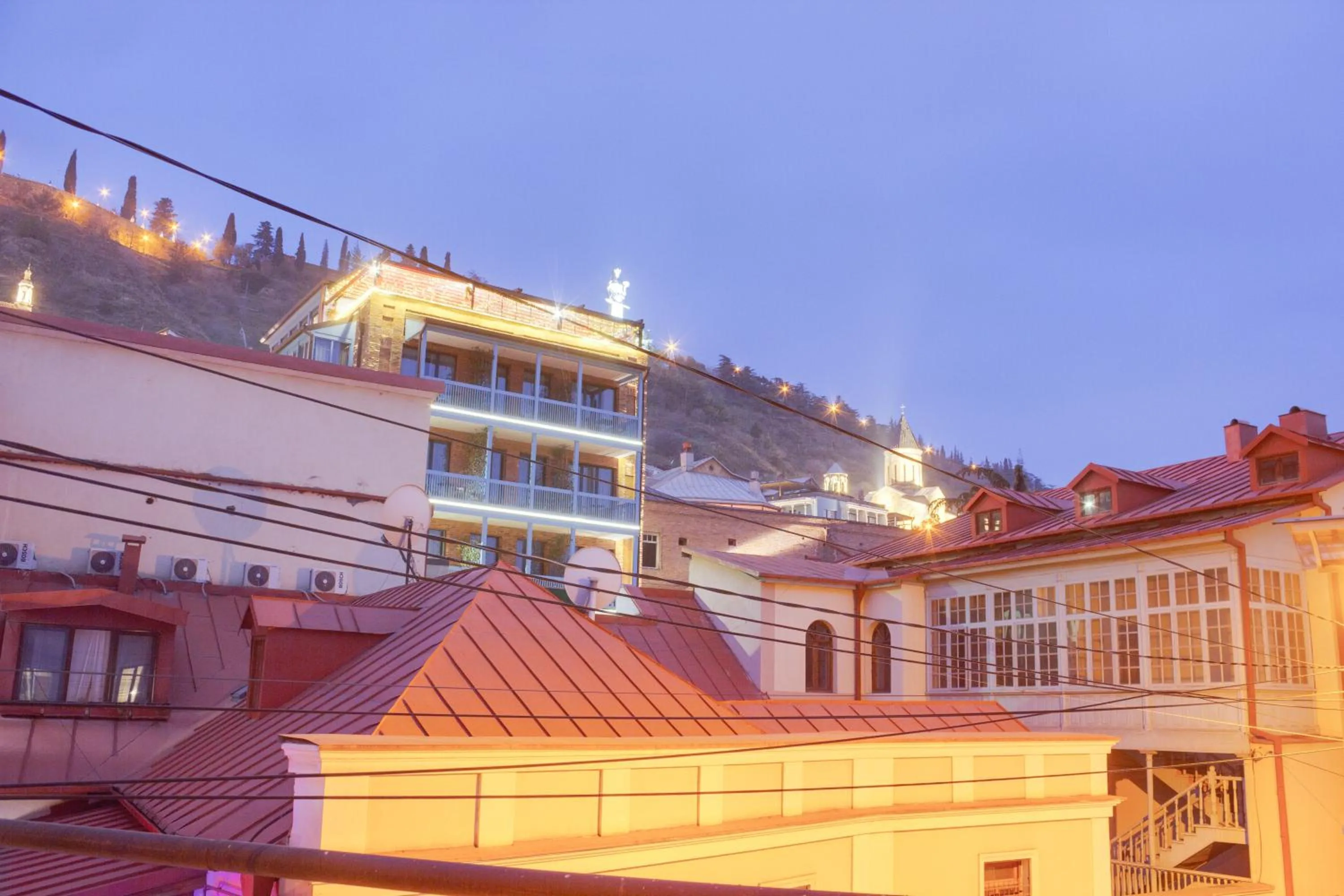 Neighbourhood in Sina Hotel