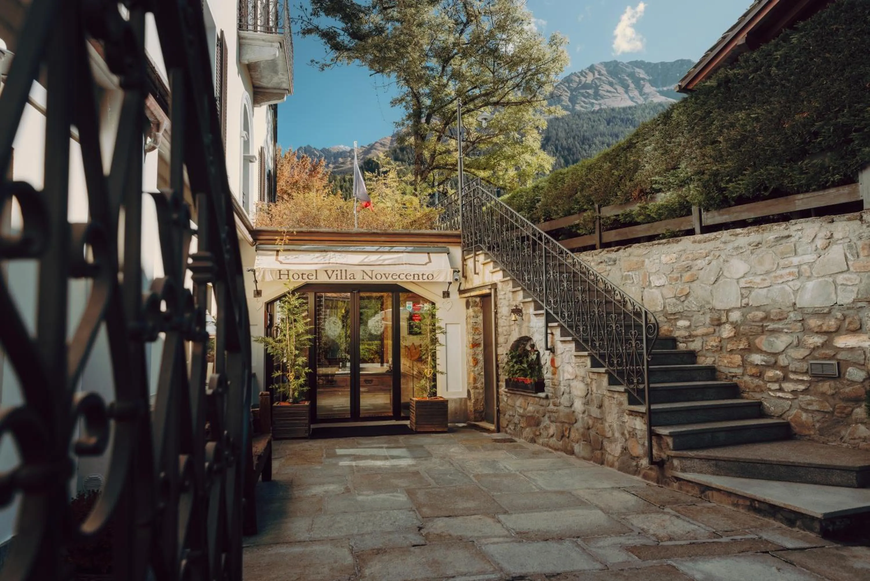 Facade/entrance in Villa Novecento Romantic Hotel - Estella Hotel Collection & Experience
