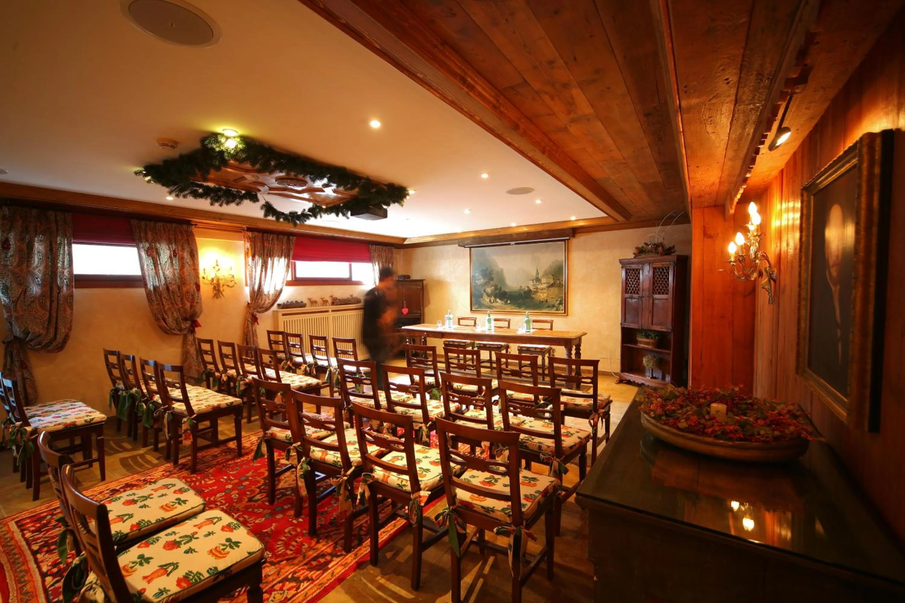 Business facilities in Villa Novecento Romantic Hotel - Estella Hotel Collection & Experience