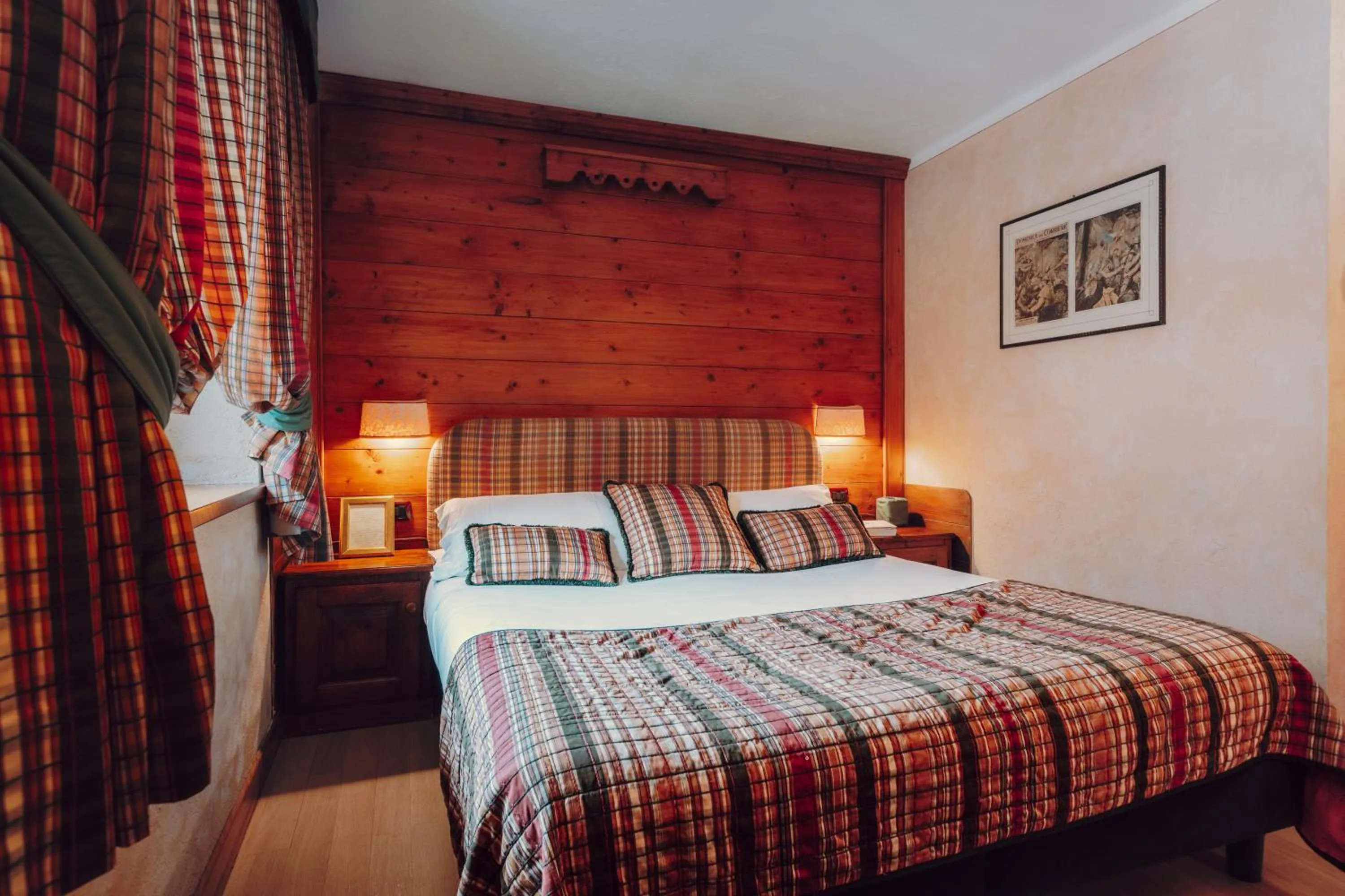 Bed in Villa Novecento Romantic Hotel - Estella Hotel Collection & Experience