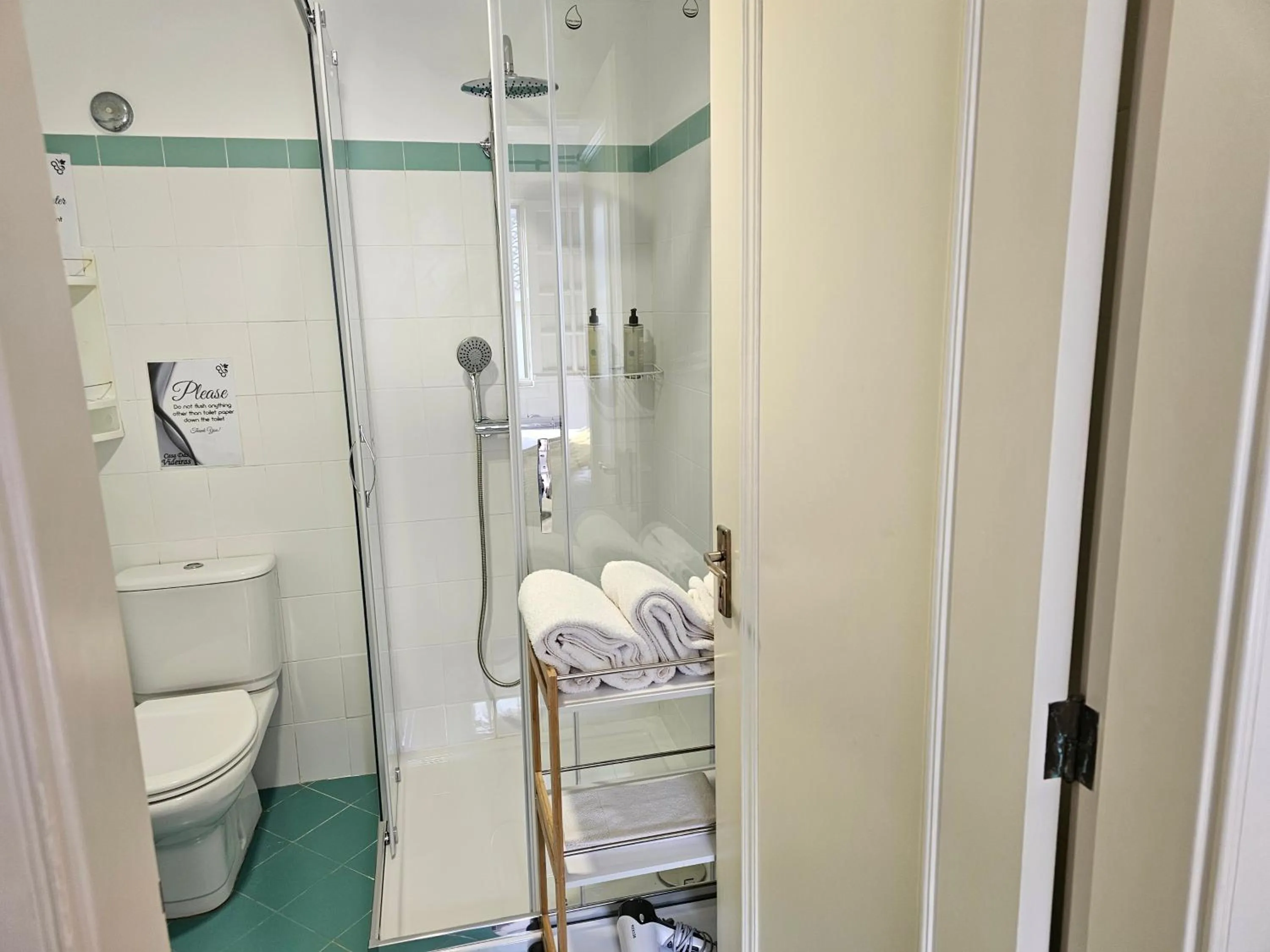 Shower in Casa Das Videiras