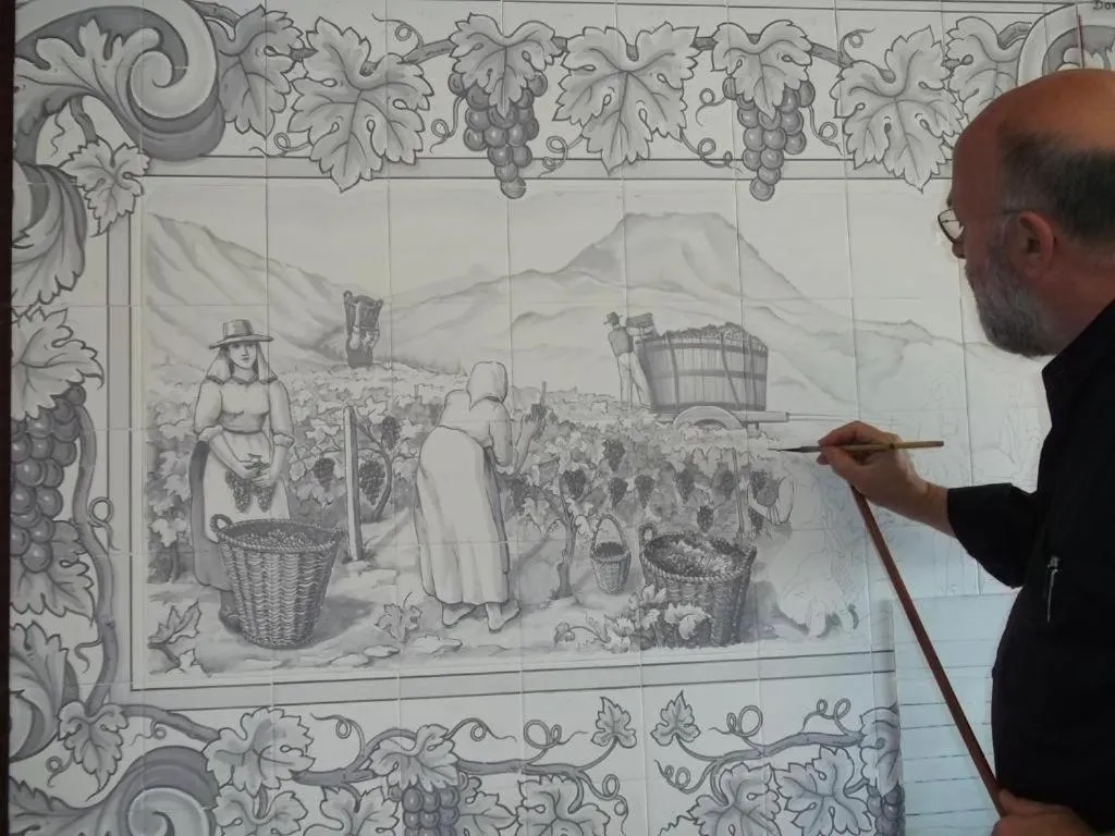 Property building in Casa Das Videiras