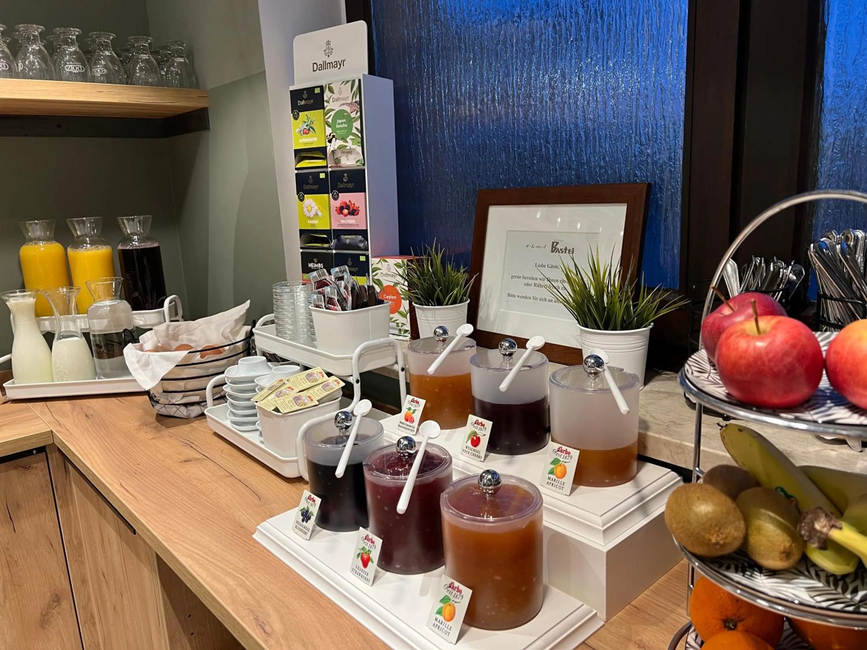 Breakfast in Hotel Bastei