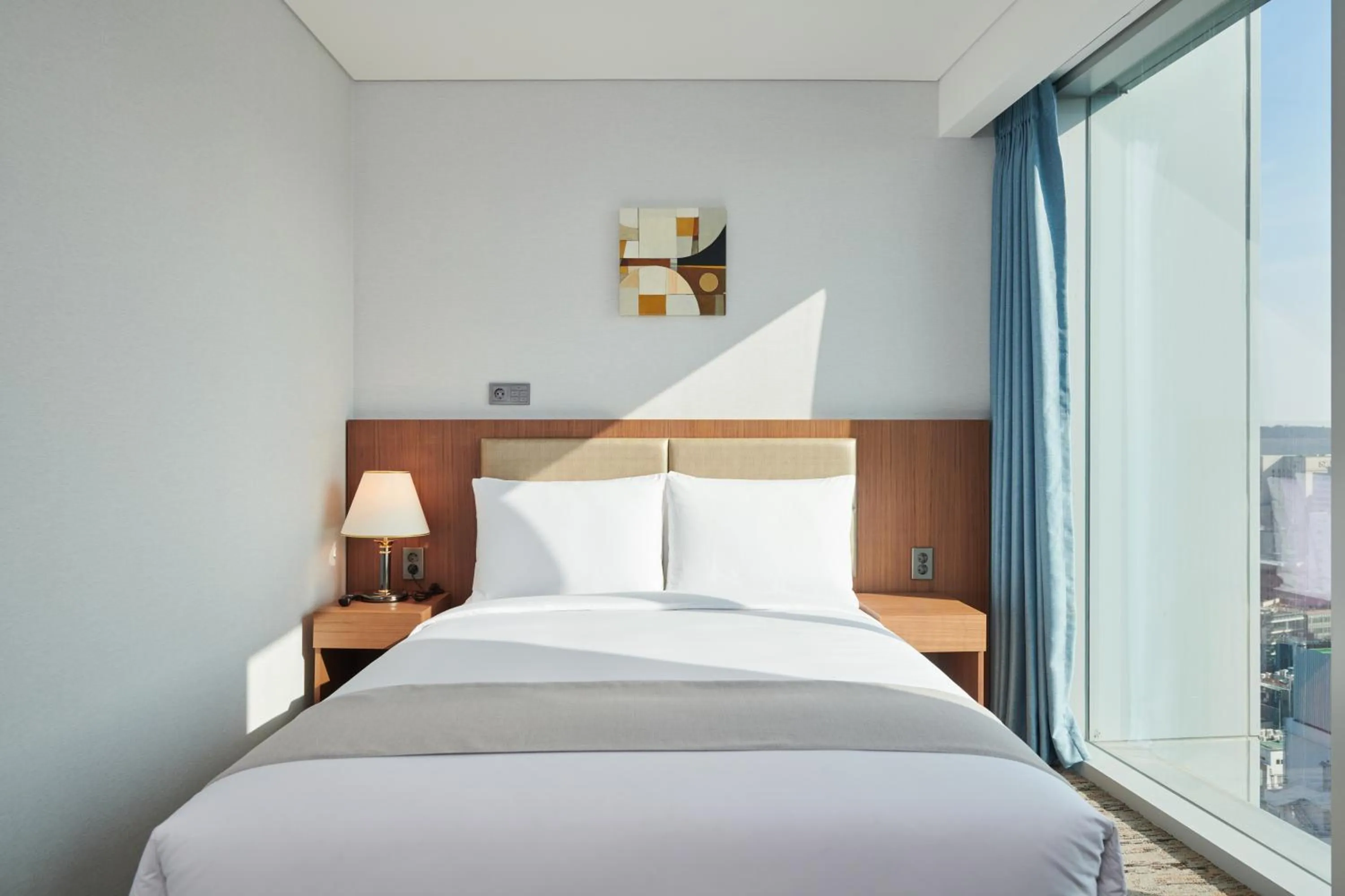 Bed in Stanford Hotel Myeongdong