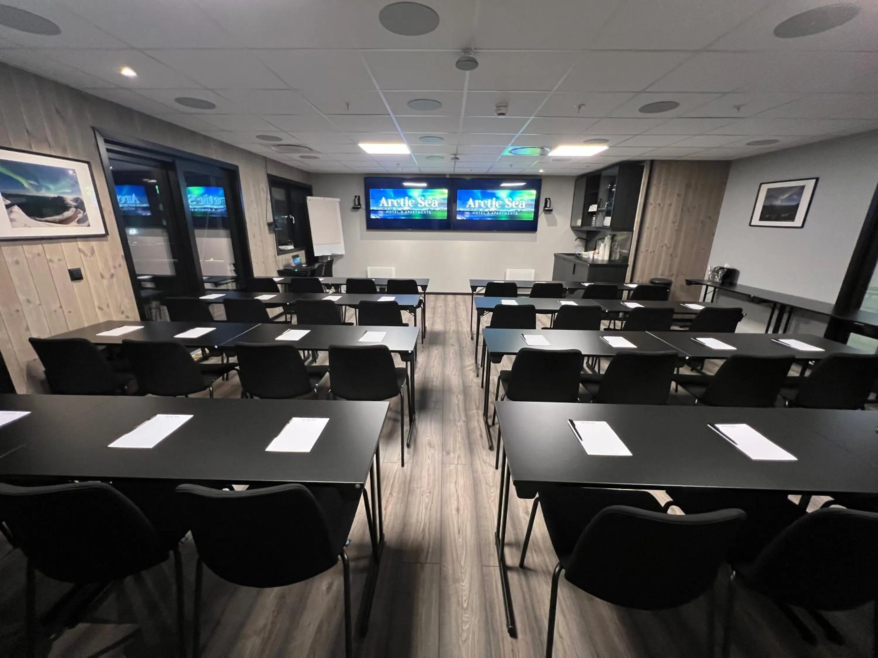 Meeting/conference room in Arctic Sea Hotel