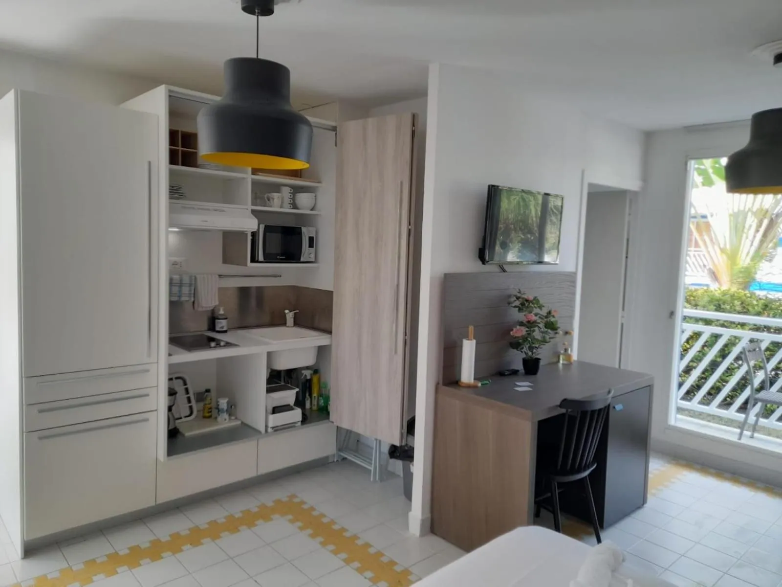 Studio 25 m Manganao Joela 4 personnes avec machine a laver