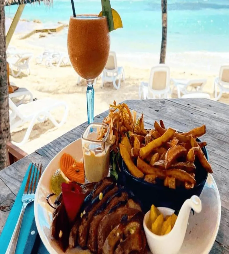 Studio 25 m Manganao Joela 4 personnes avec machine a laver