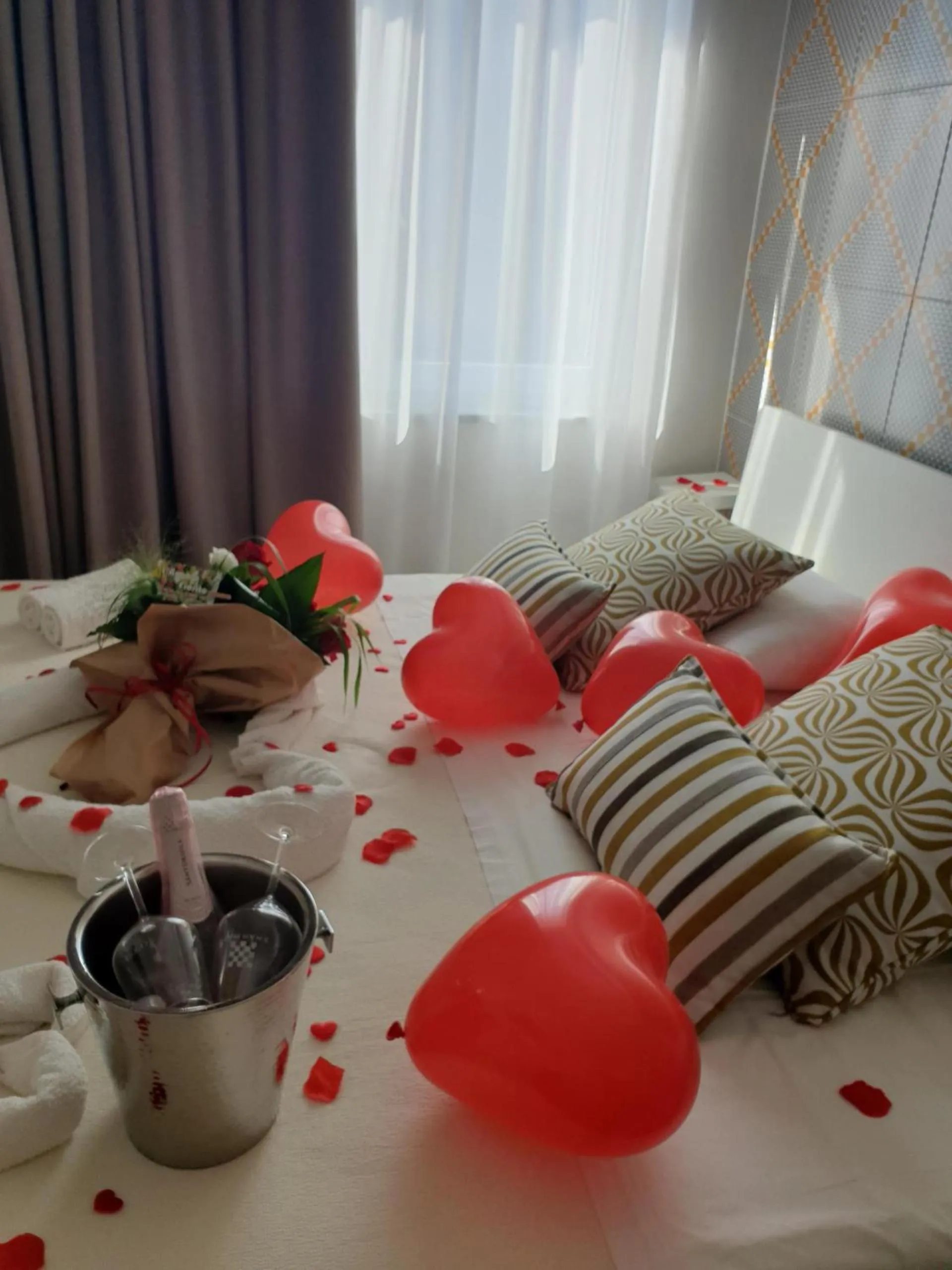 Bedroom, Bed in B&B Gemmis in Pompeii