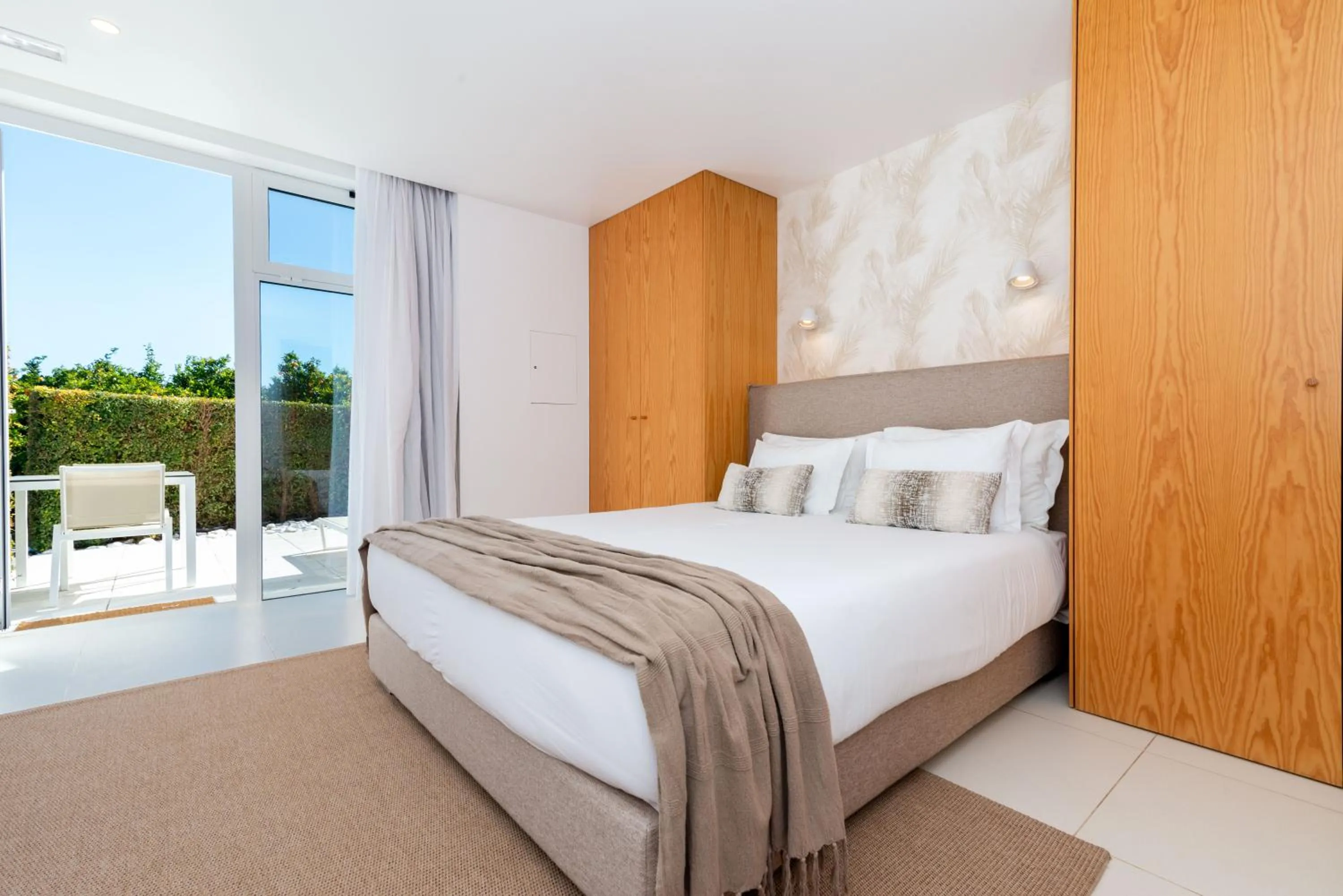 Patio, Bed in Quinta Dos Perfumes