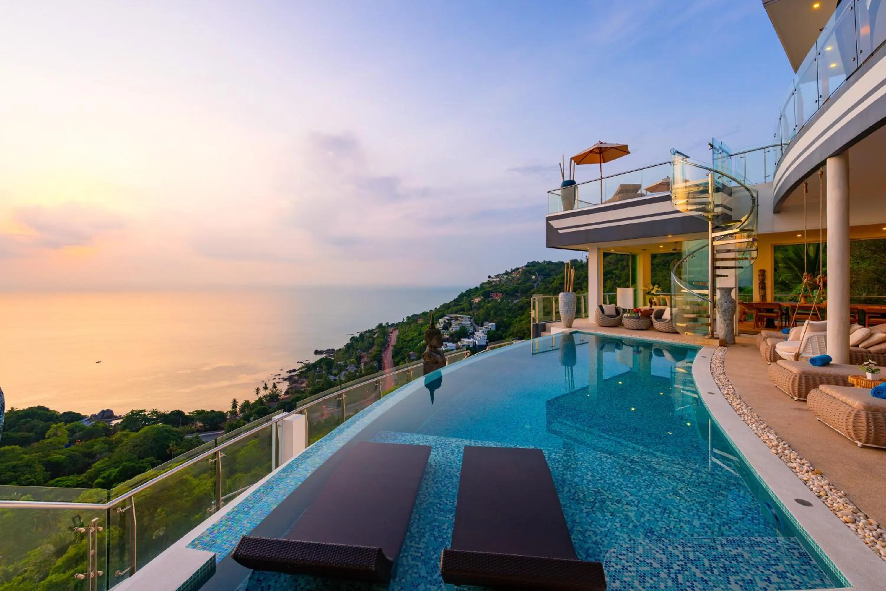 Villa Seawadee - luxurious, award-winning design Villa with amazing panoramic seaview