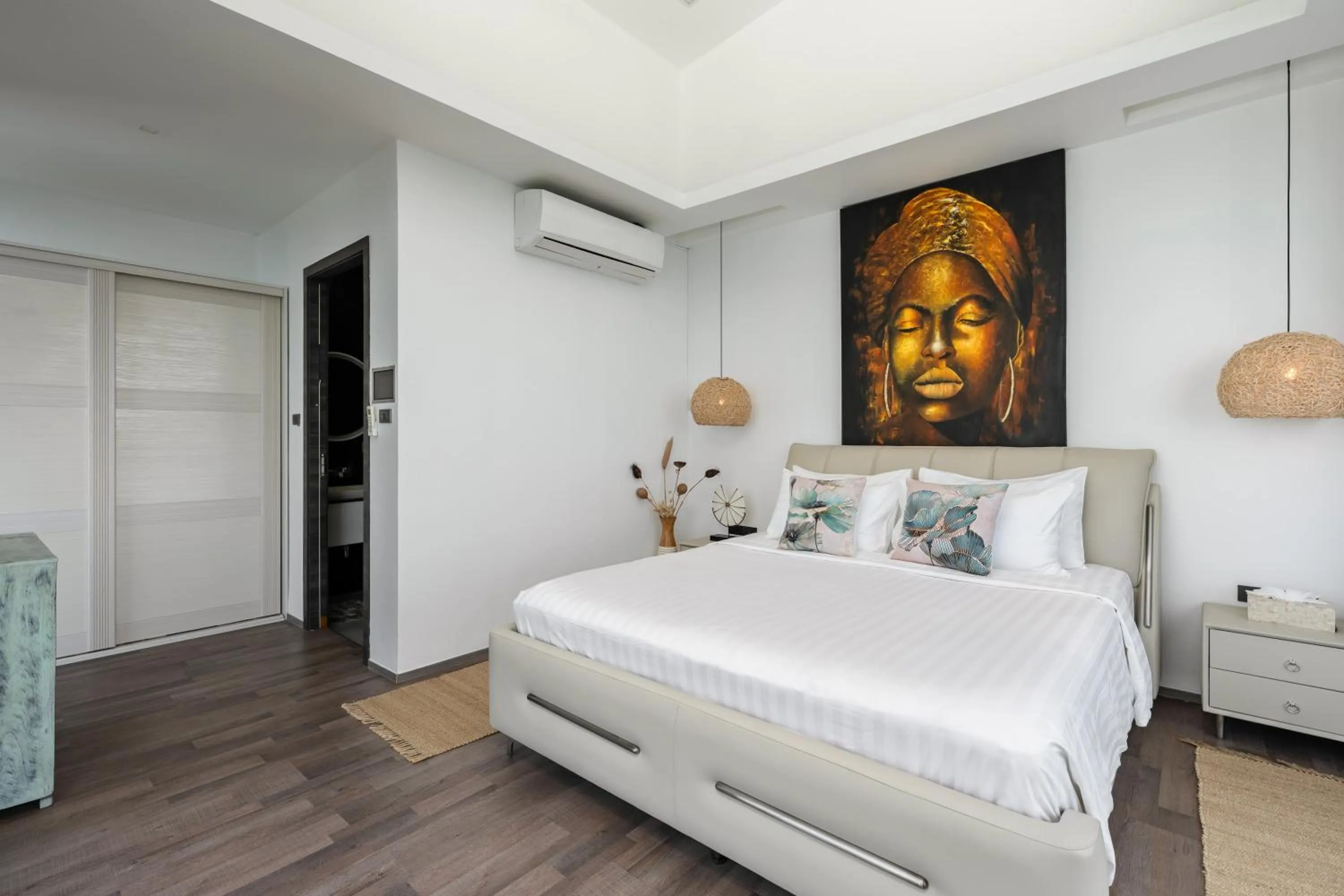 Bedroom, Bed in Villa Seawadee - luxurious, award-winning design Villa with amazing panoramic seaview