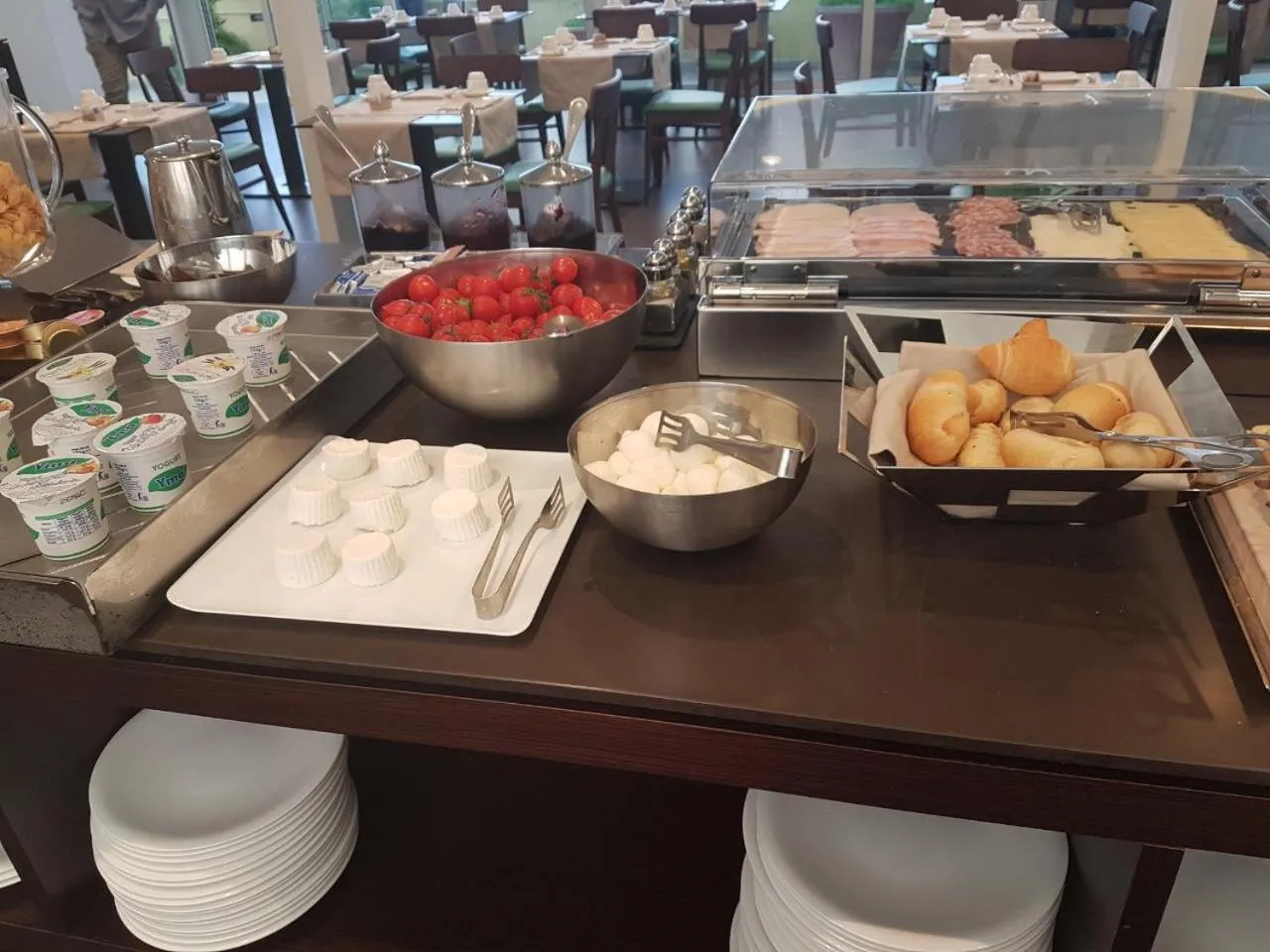 Restaurant/places to eat in Best Western Plus Hotel Plaza