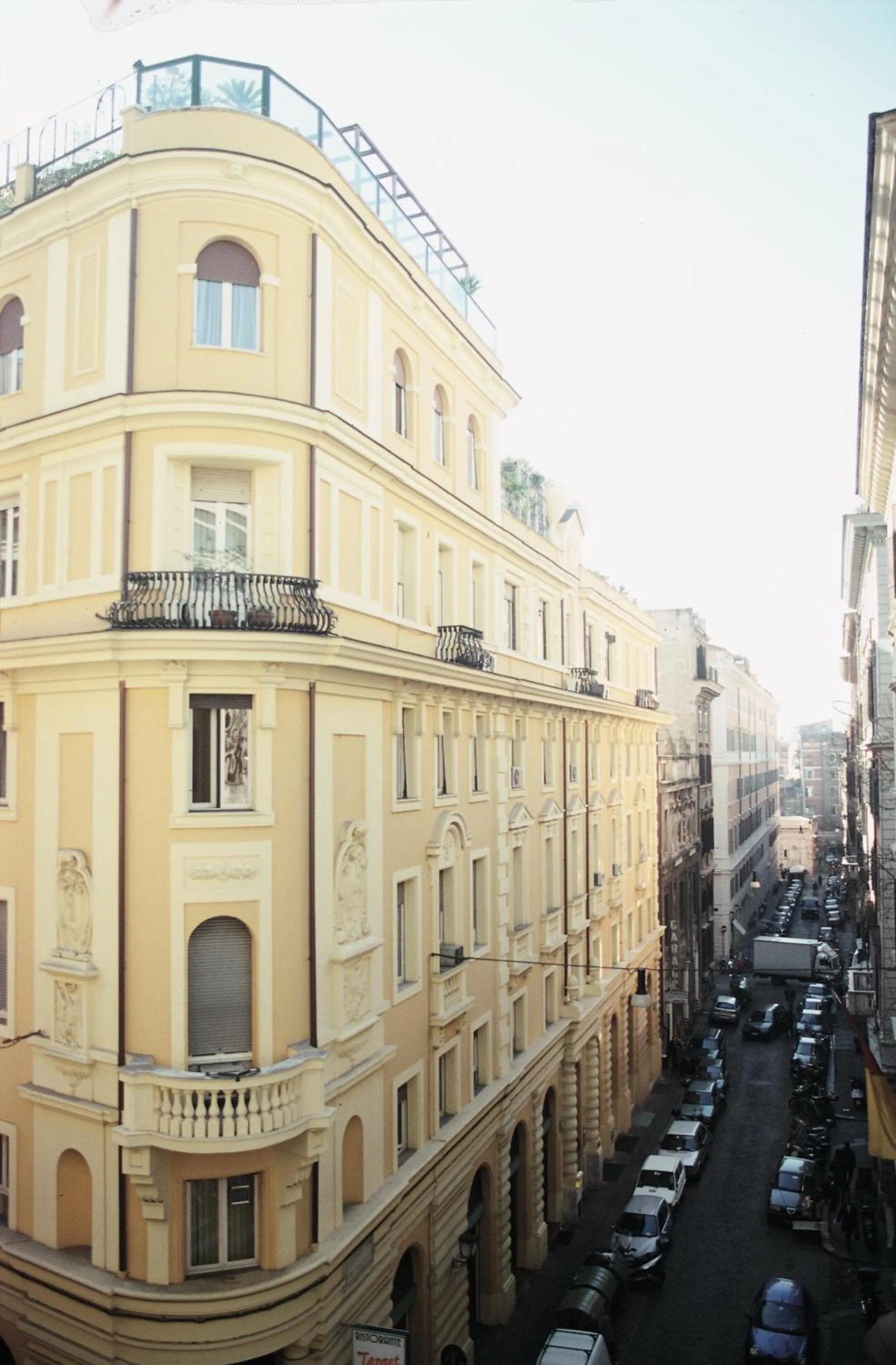 Facade/entrance in Hotel Cellini