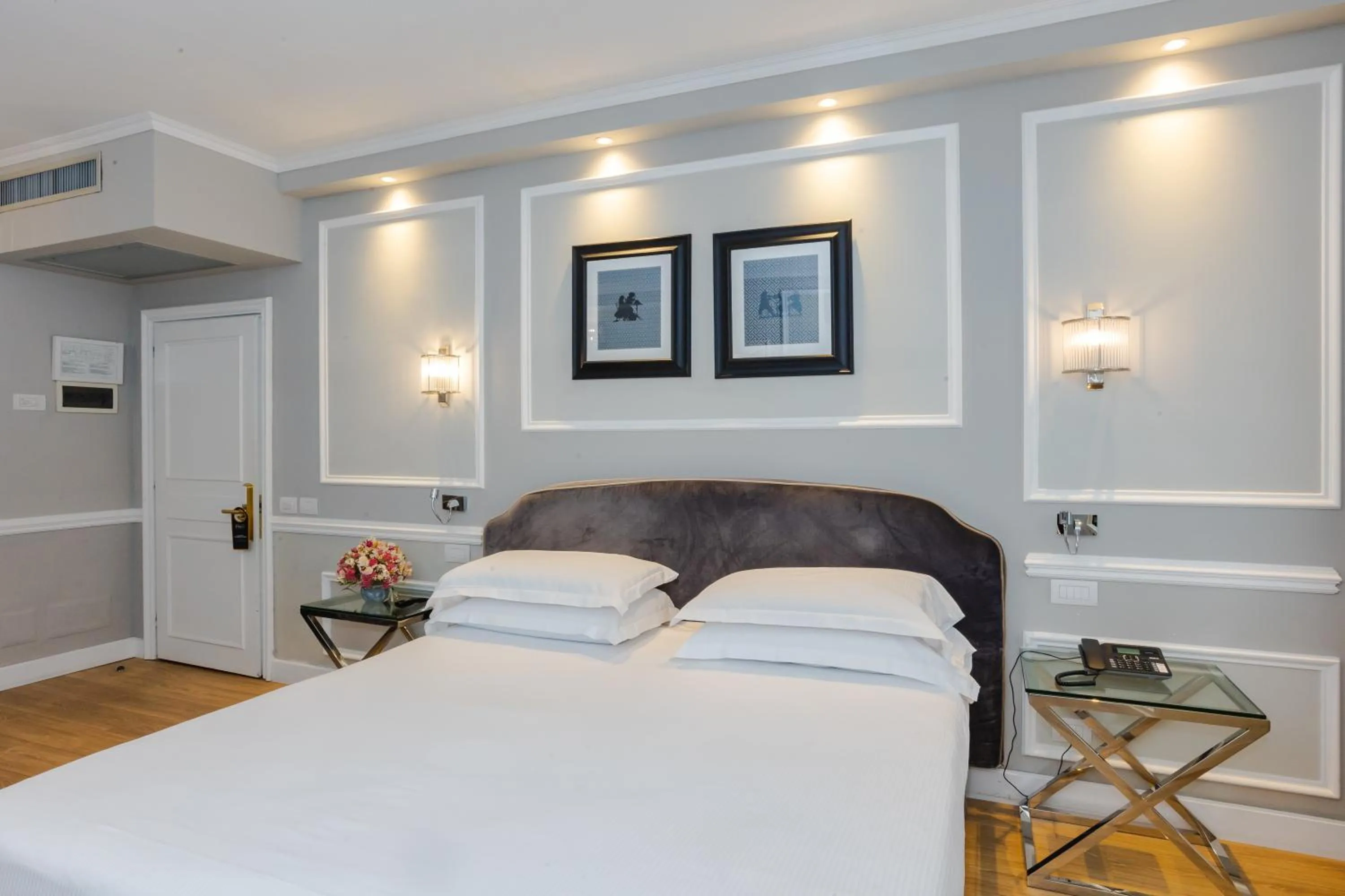 Bedroom, Bed in FH55 Hotel Calzaiuoli