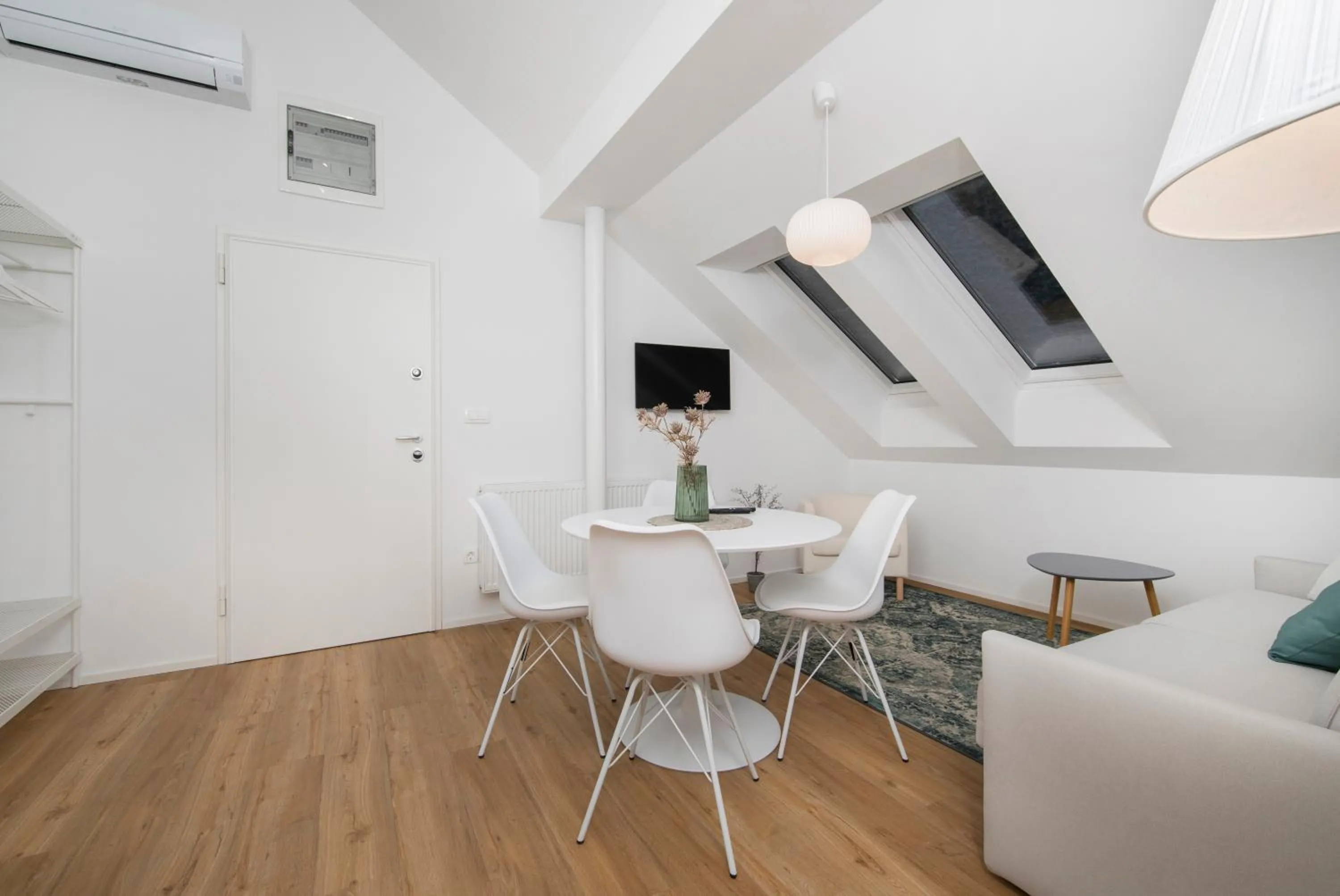 TV and multimedia in Cozy apartments