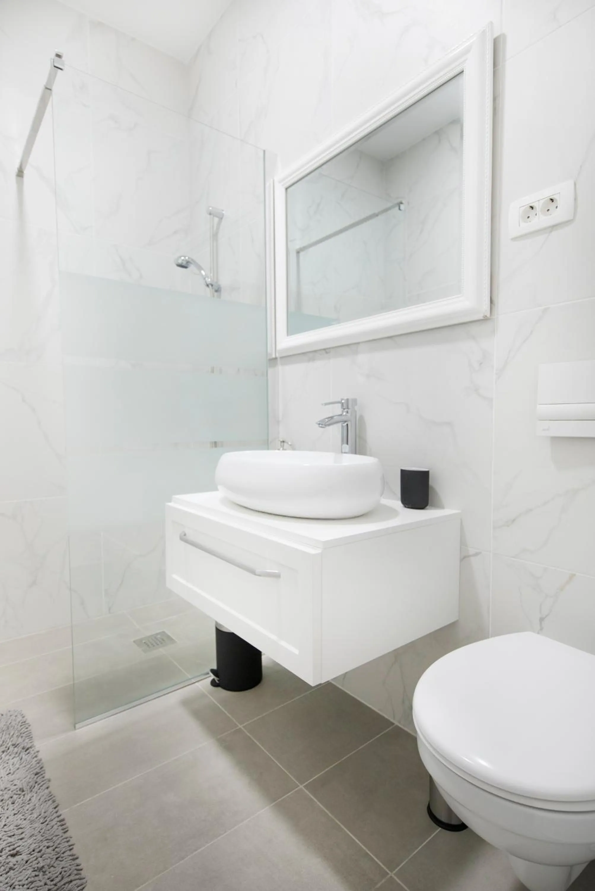 Toilet in Cozy apartments