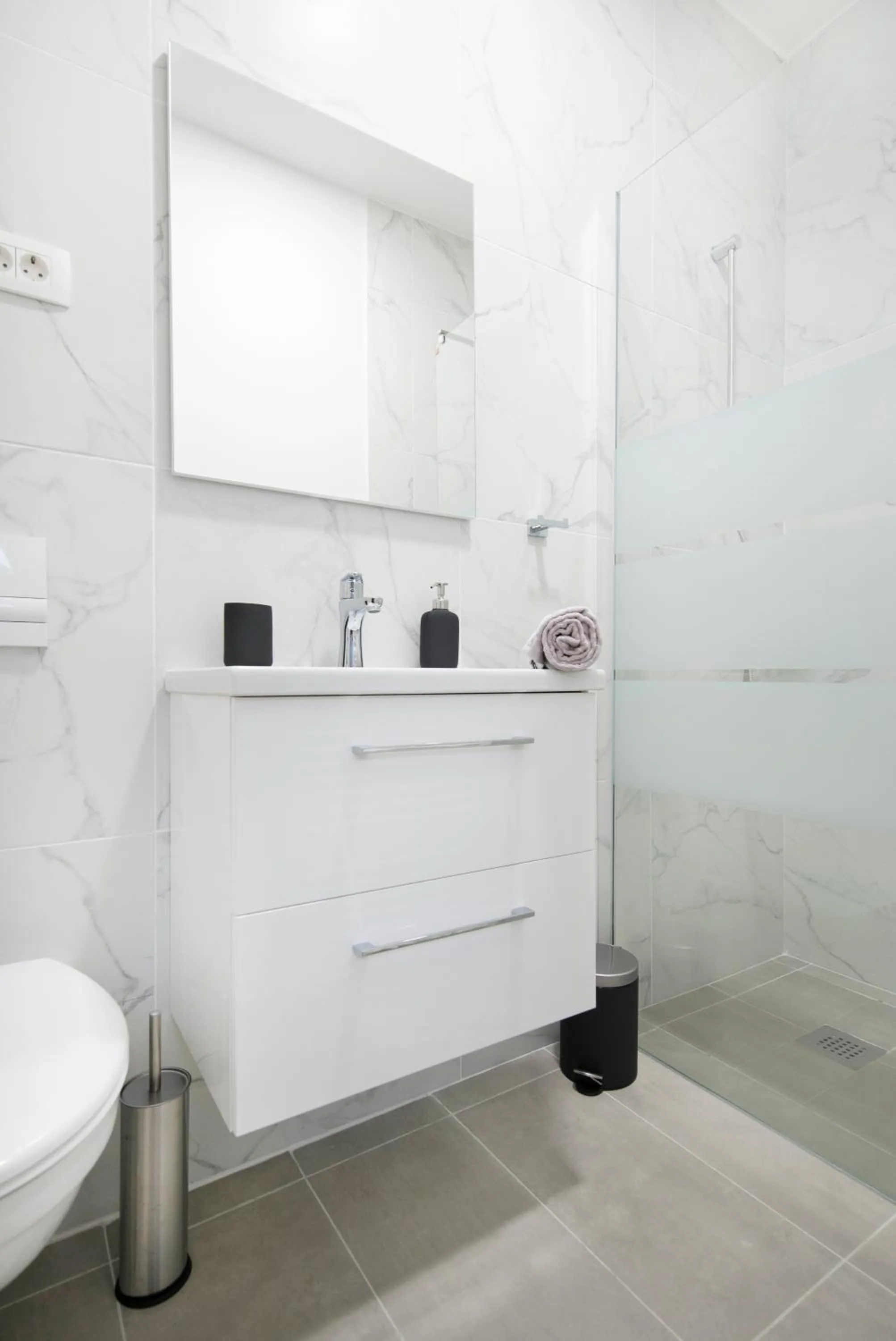 Toilet in Cozy apartments