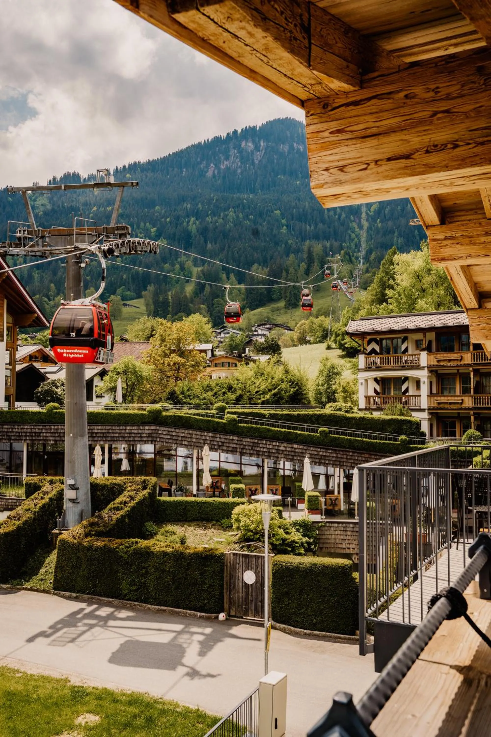 Area and facilities in LaMonte Luxury Apartments