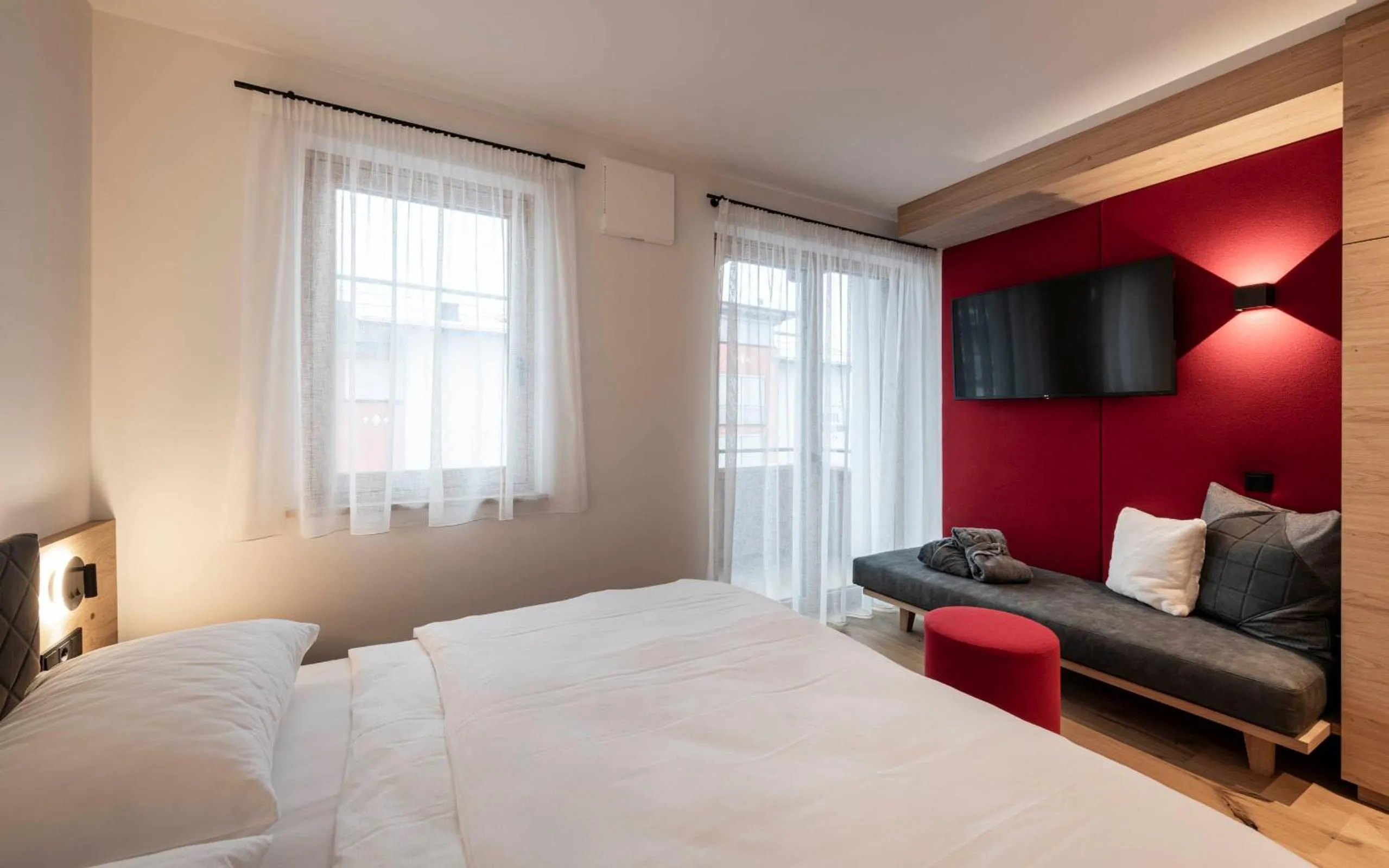Photo of the whole room, Bed in LaMonte Luxury Apartments
