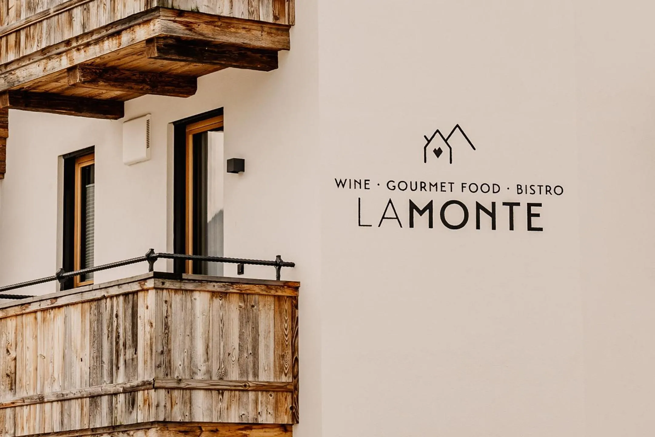 Property building in LaMonte Luxury Apartments