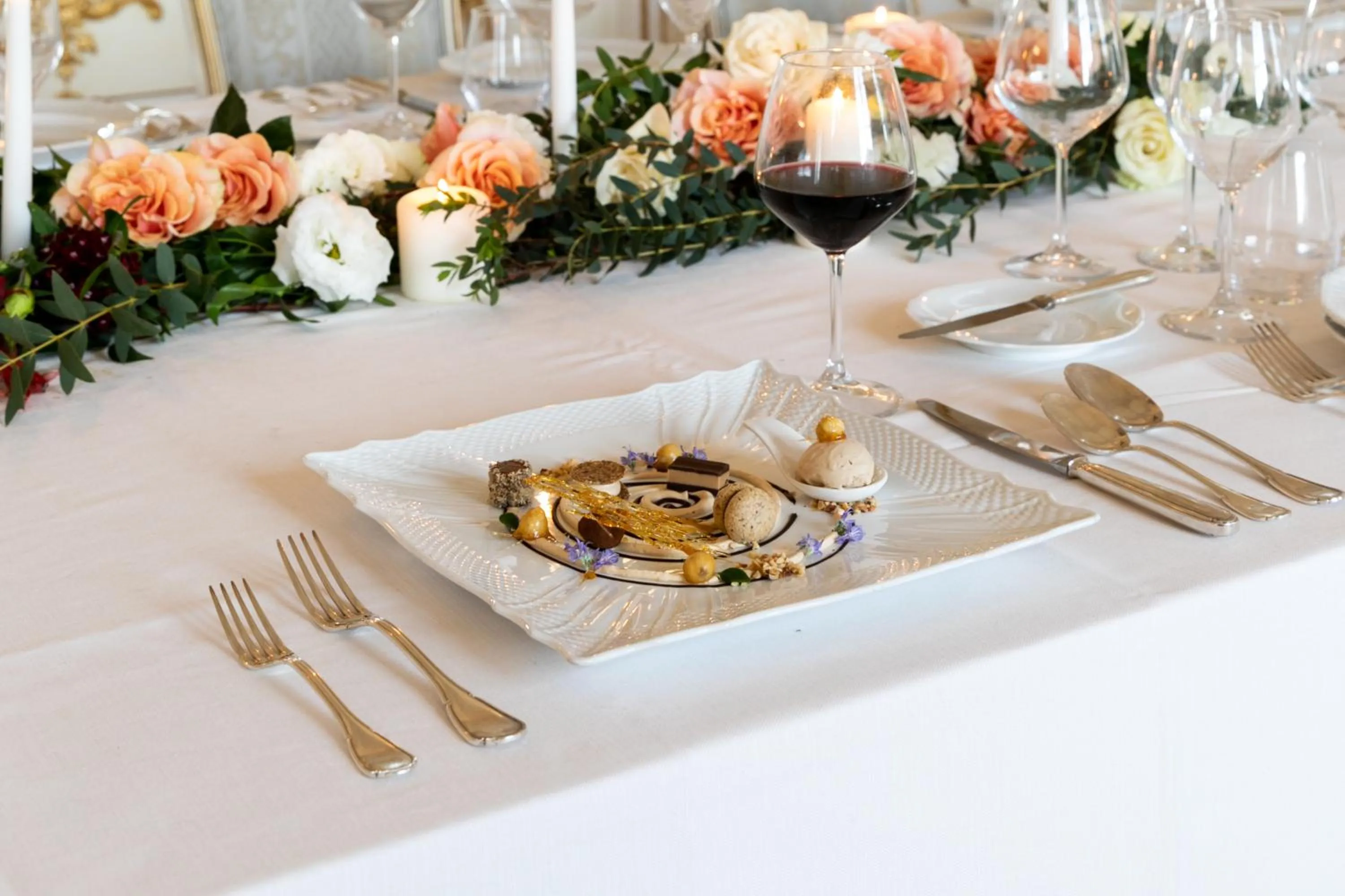 Restaurant/places to eat in Relais La Corte dei Papi