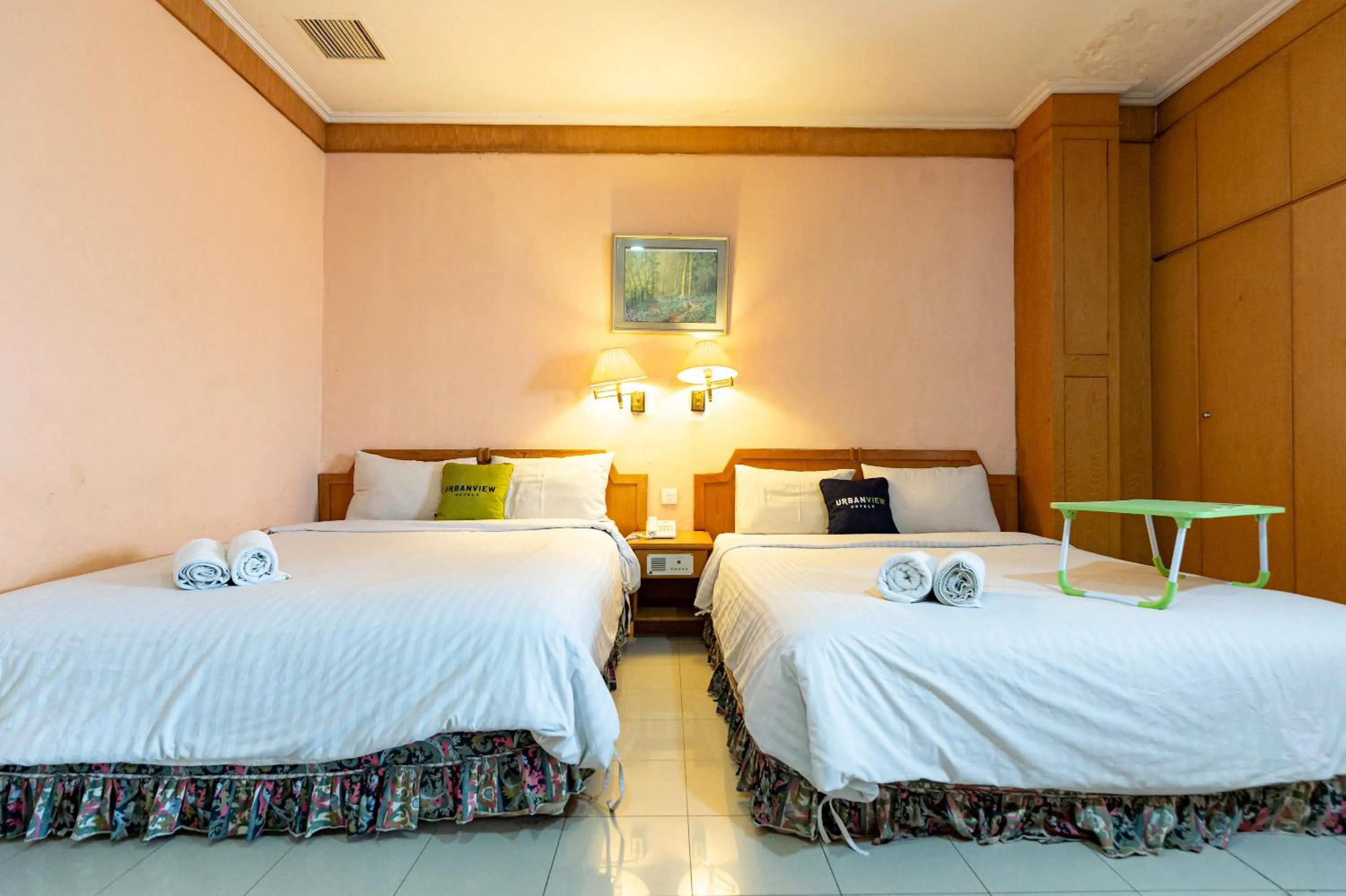 Bed in Urbanview Hotel P Residence Asemka