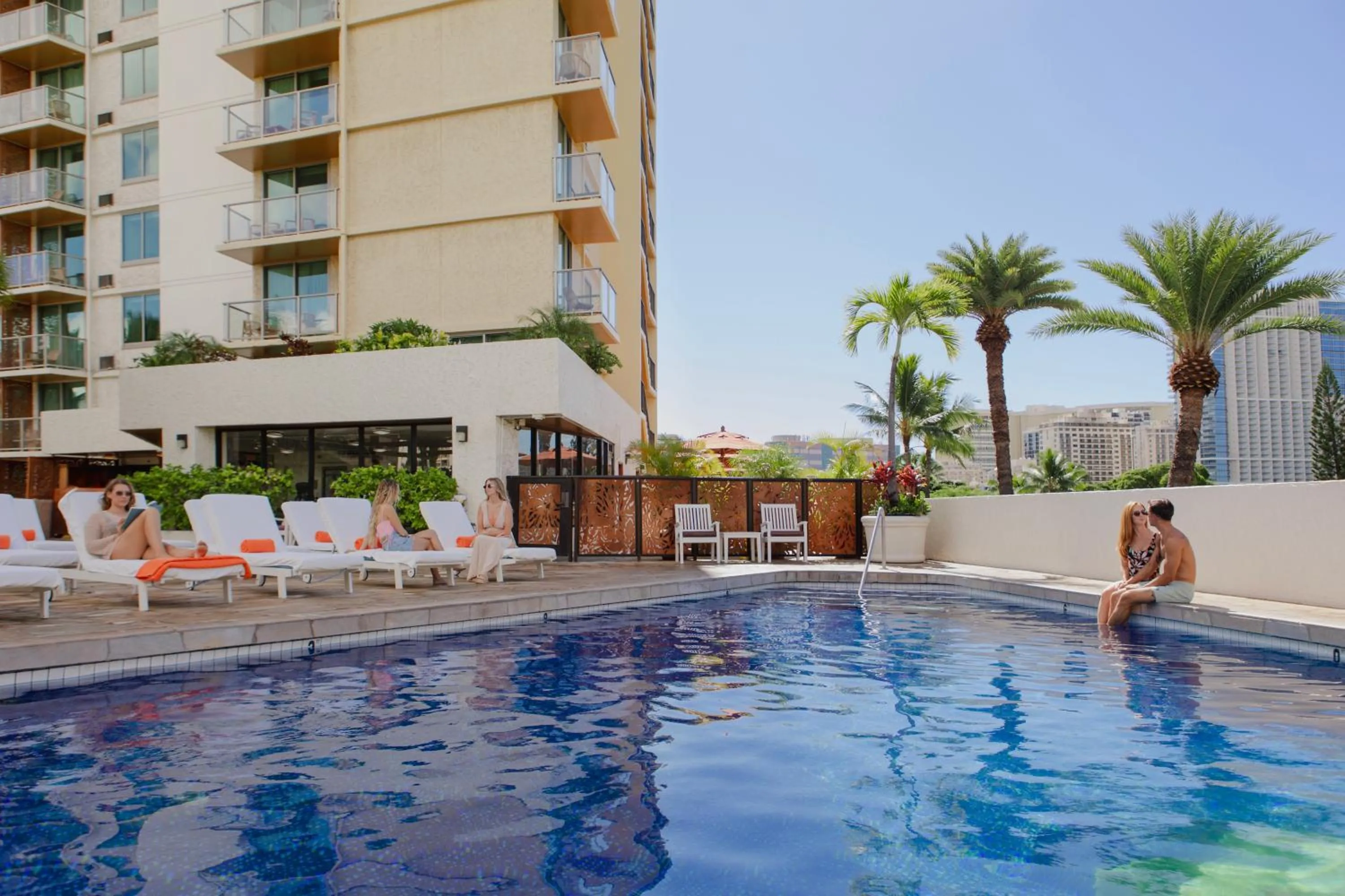 Swimming pool in Luana Waikiki Hotel & Suites