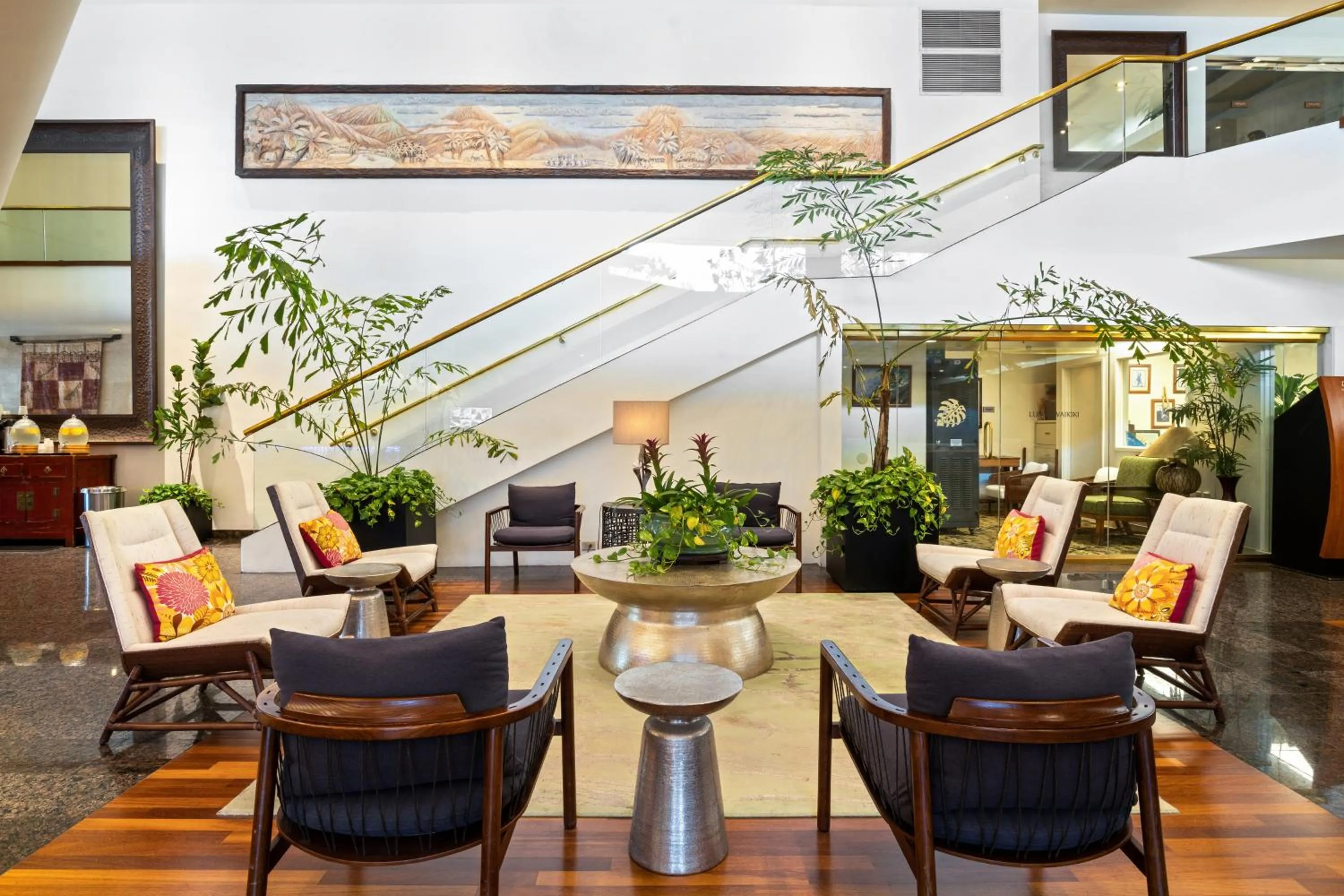 Lobby or reception in Luana Waikiki Hotel & Suites