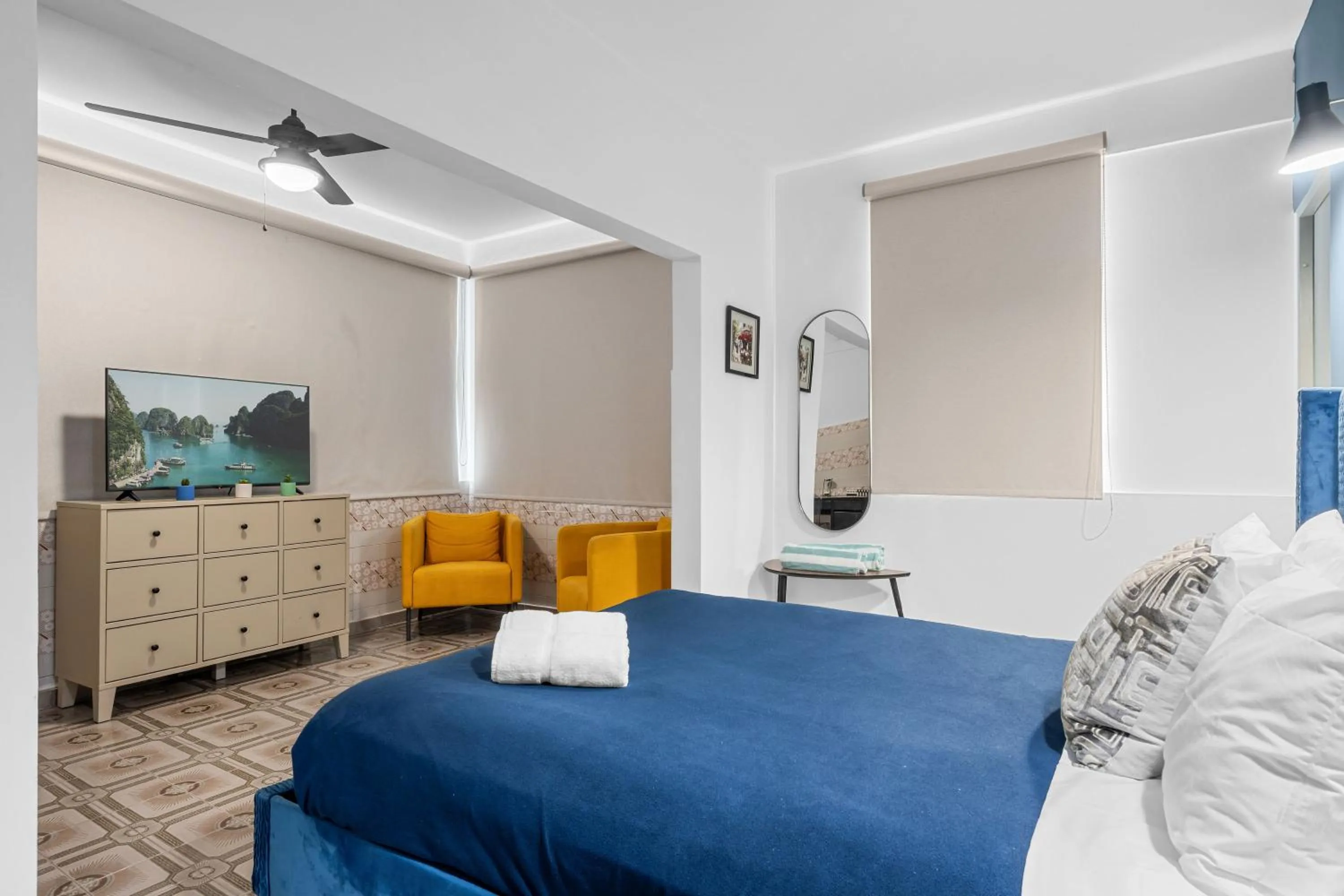 Bedroom, Bed in La Buena Vida Inn