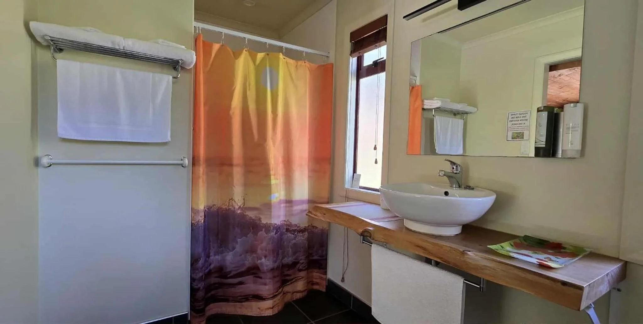 Bathroom in The Rocks Chalets