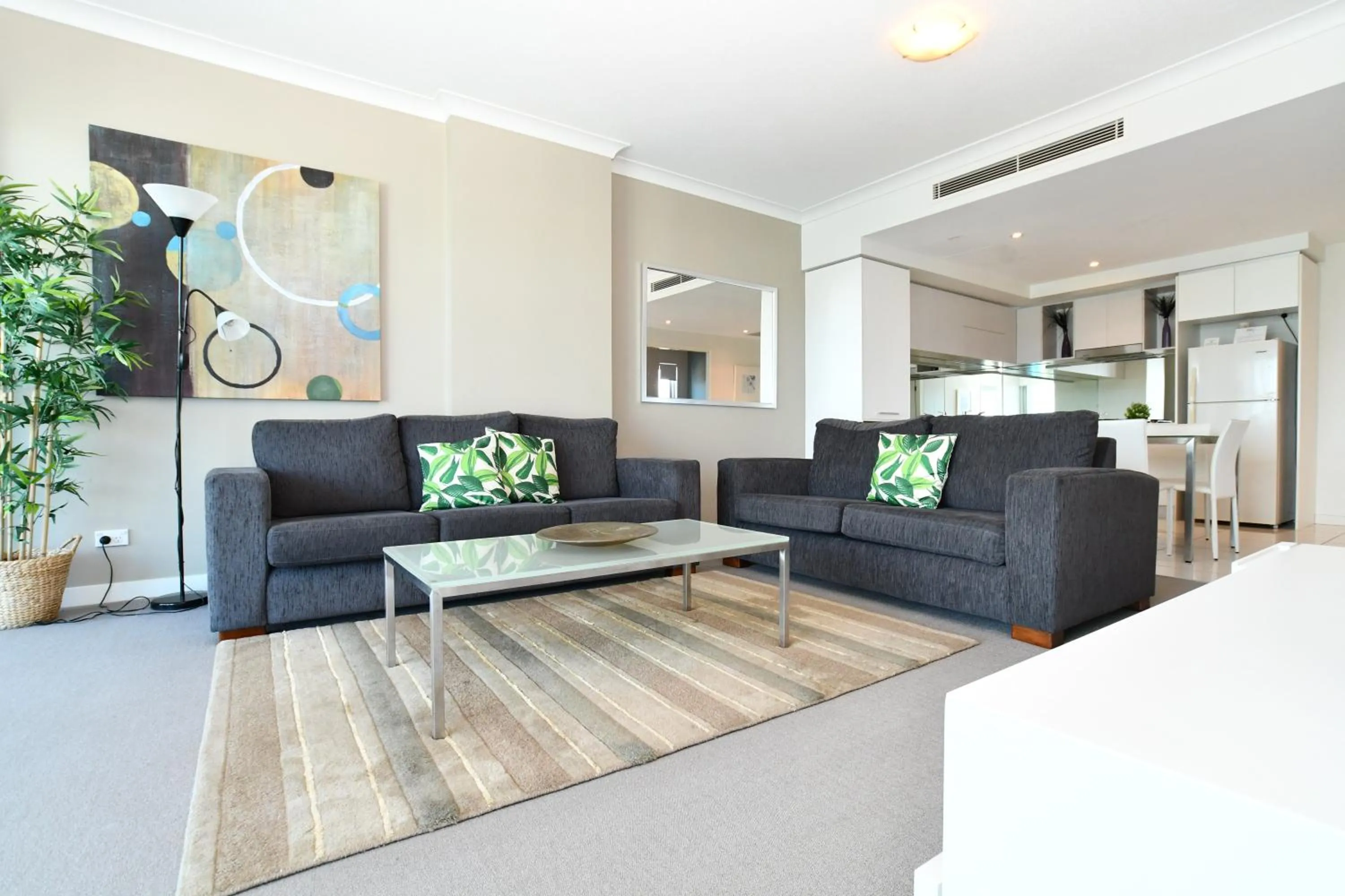 Photo of the whole room in Silvershore Apartments on the Broadwater