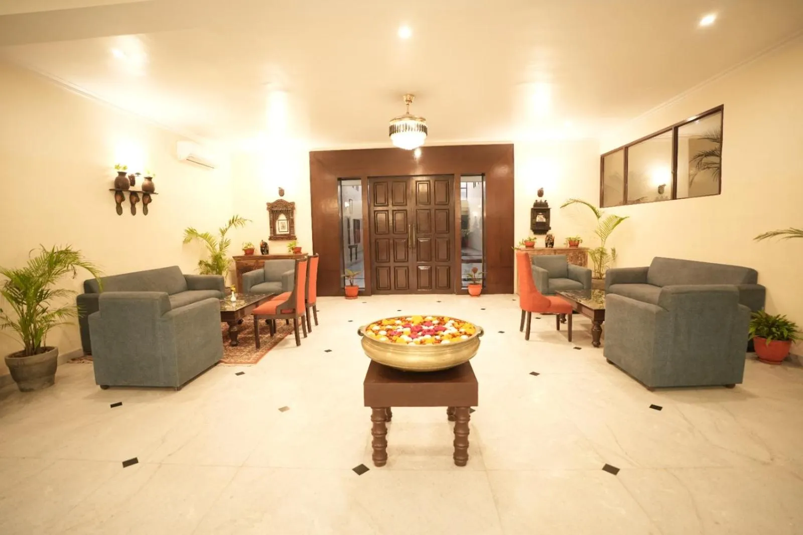 Gautam Hotels & Resorts