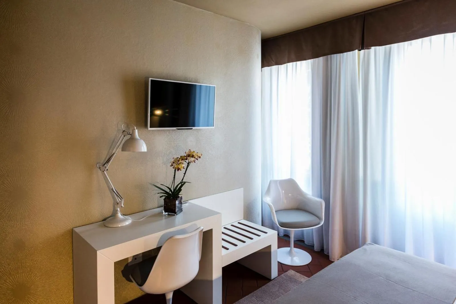 Seating area, Bed in Palazzo Lorenzo Hotel Boutique & Spa