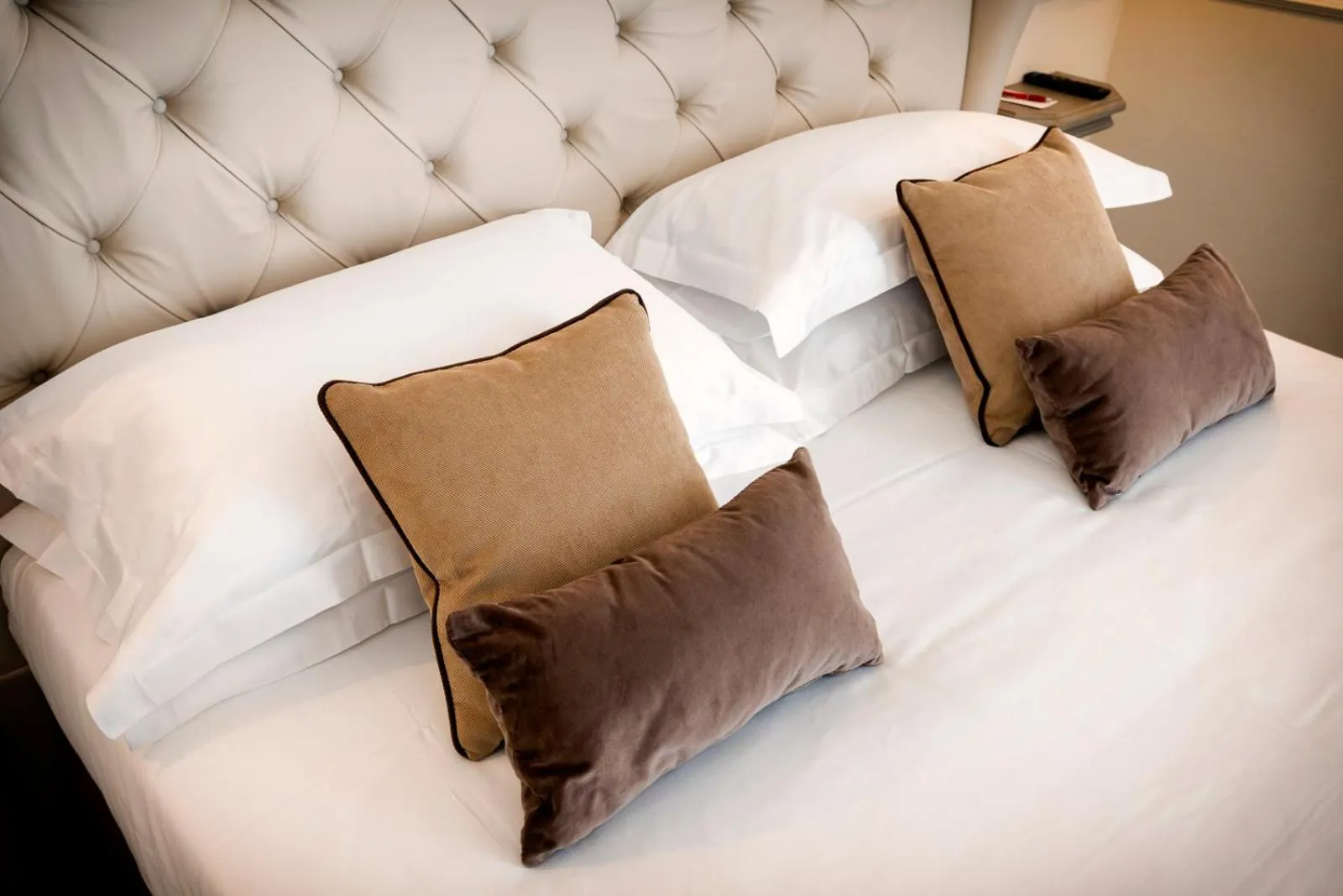 Bed in Palazzo Lorenzo Hotel Boutique & Spa