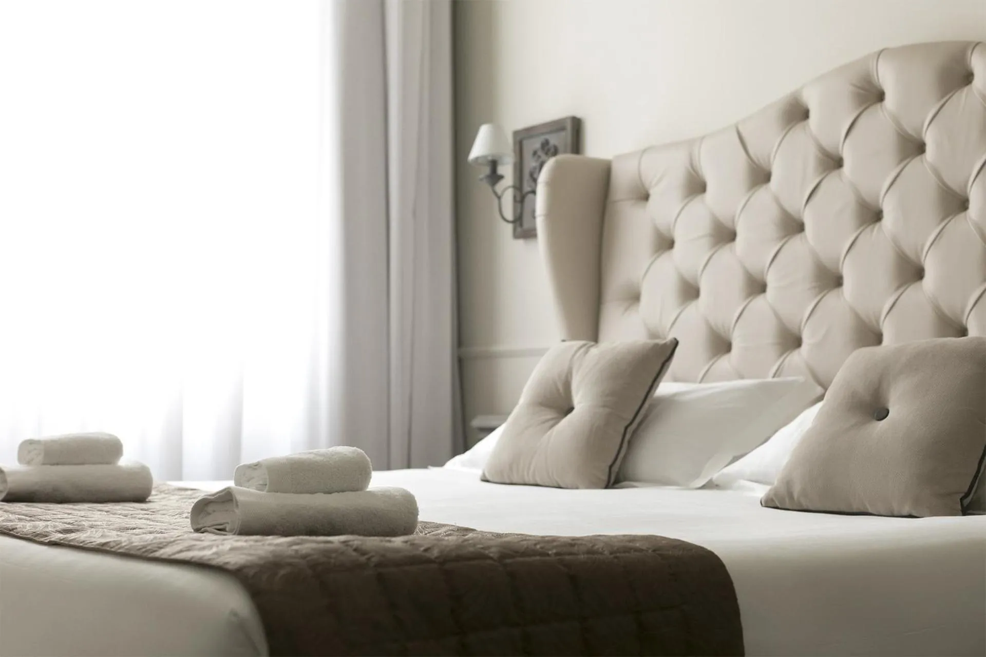 Bed in Palazzo Lorenzo Hotel Boutique & Spa