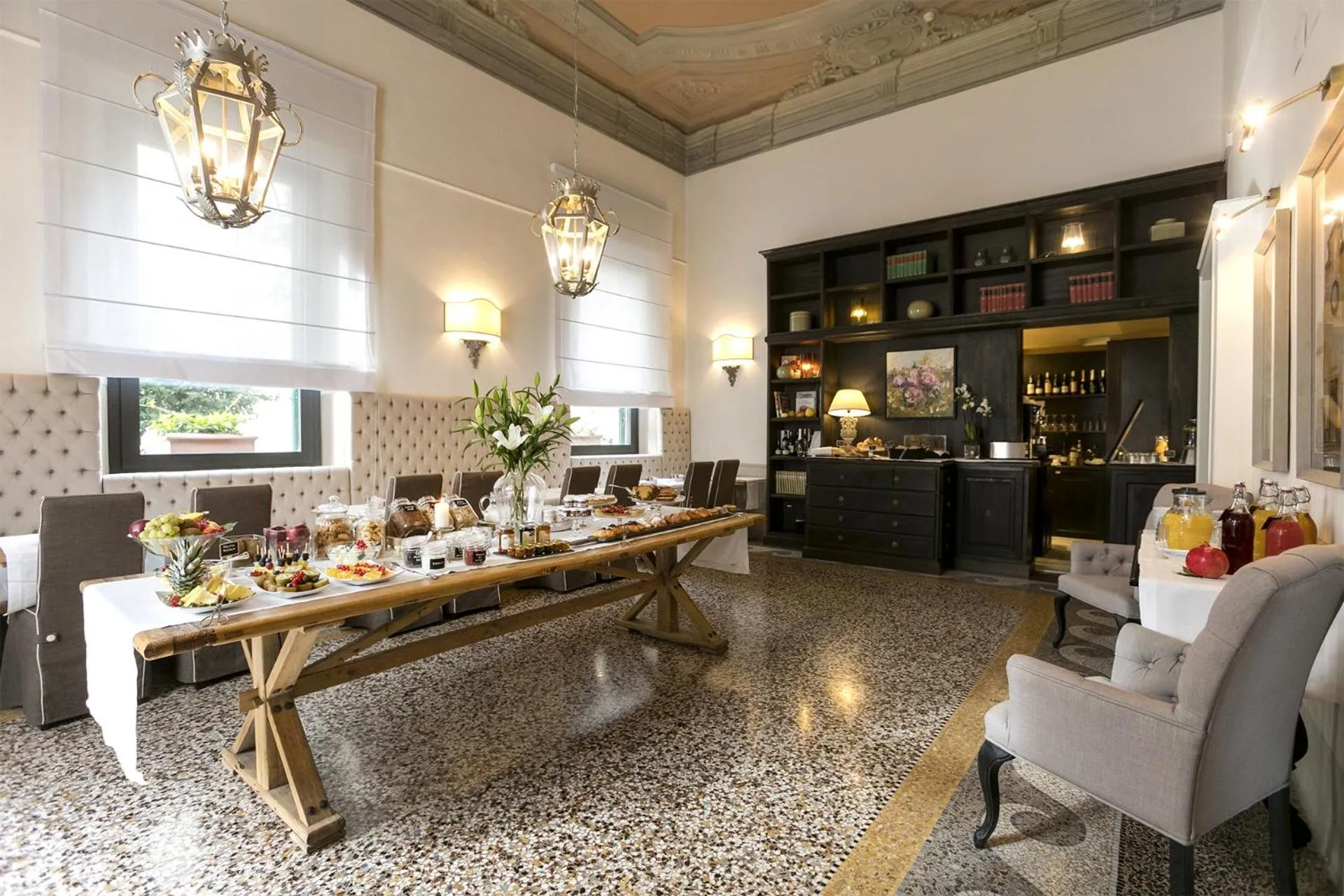 Lounge or bar in Palazzo Lorenzo Hotel Boutique & Spa