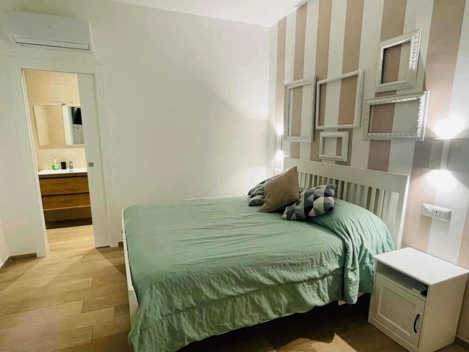 Bedroom, Bed in La Titina Home