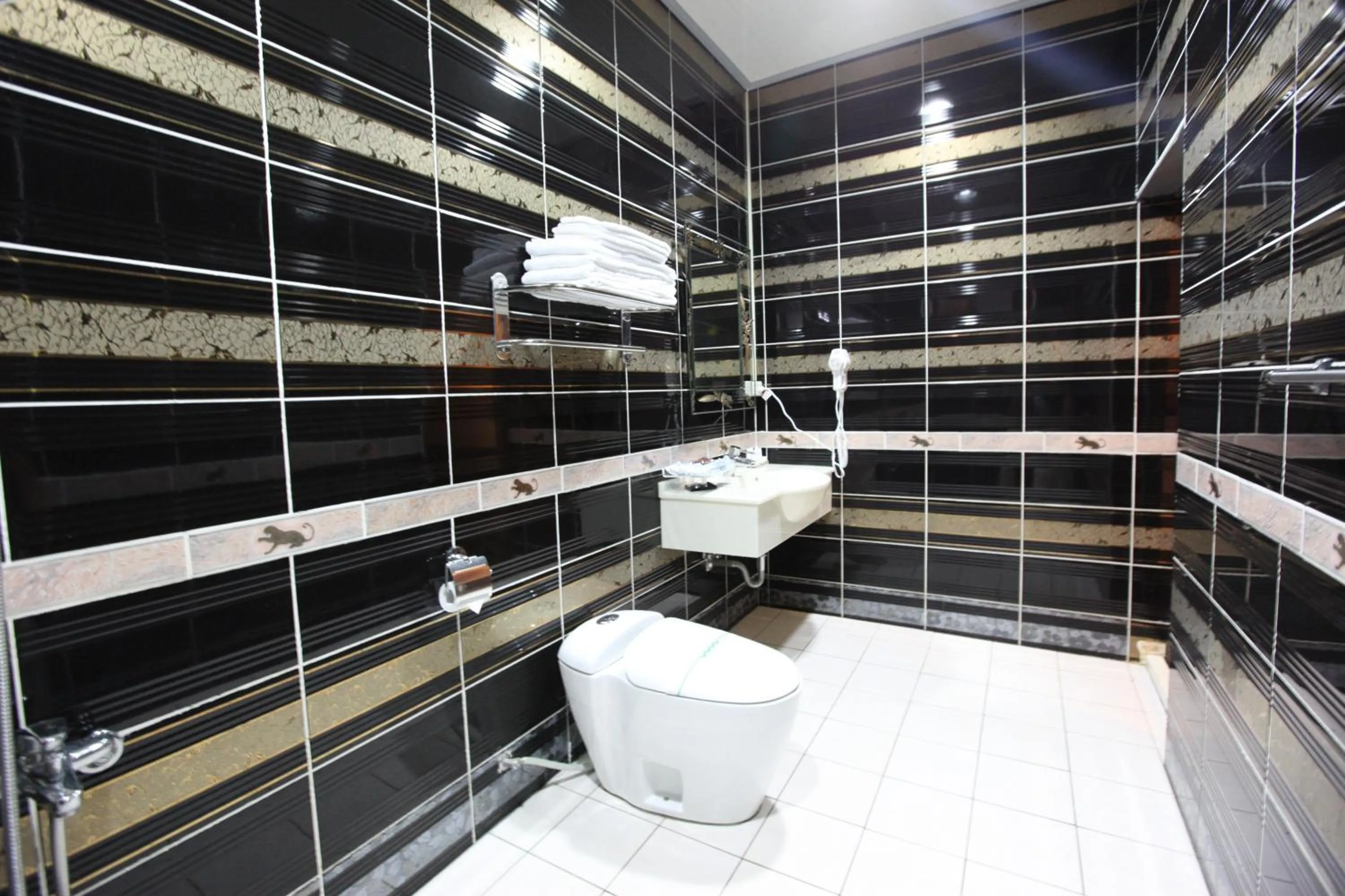 Bathroom in Zen and Pine Resort