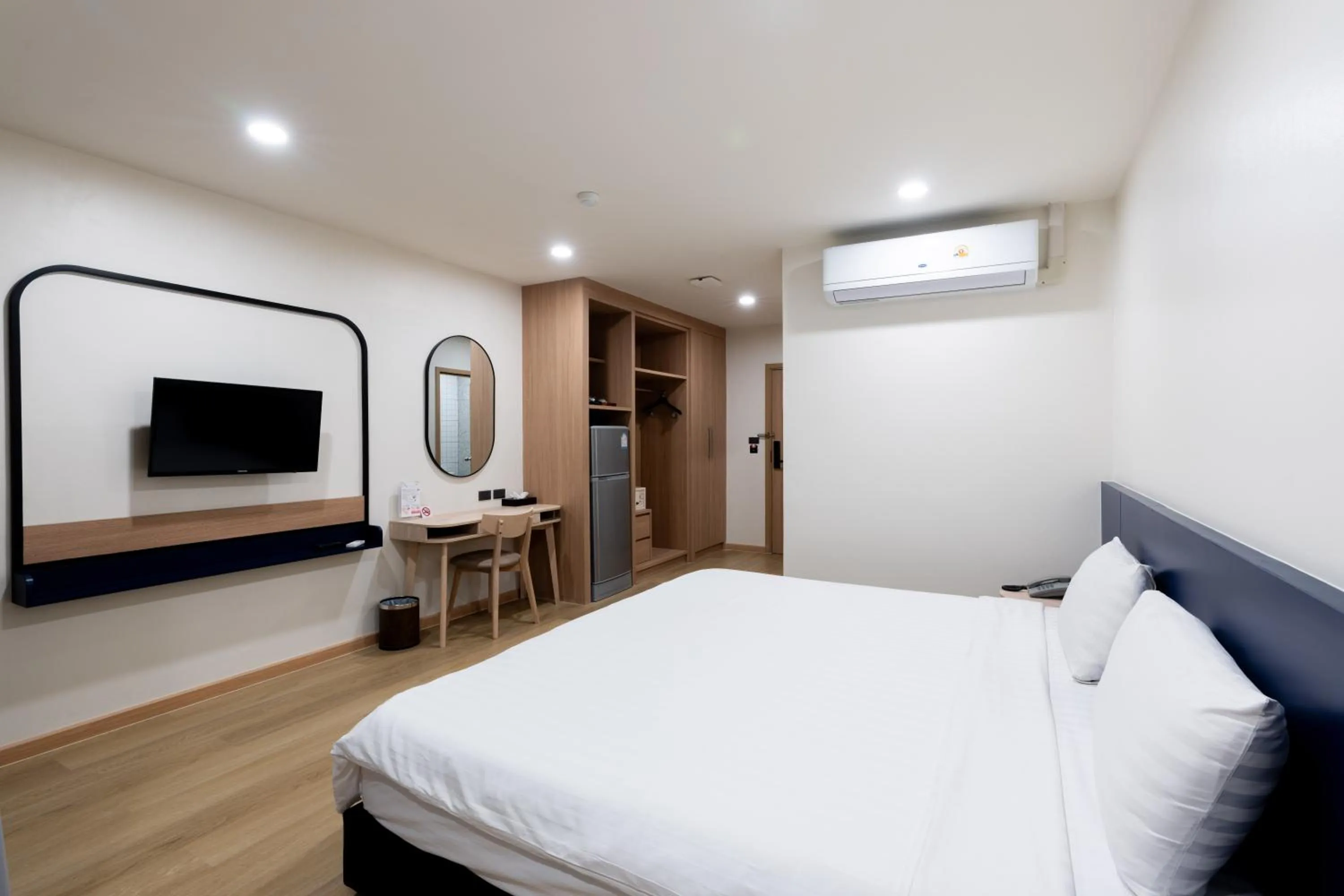 Bed in CA Hotel and Residence Phuket - SHA Extra Plus