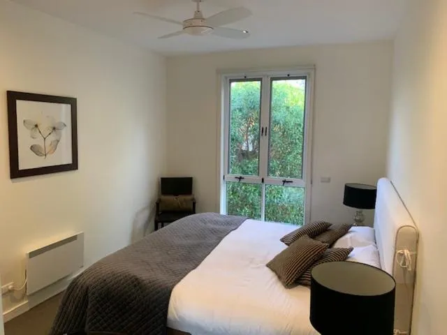 Bed in Broadbeach Inverloch