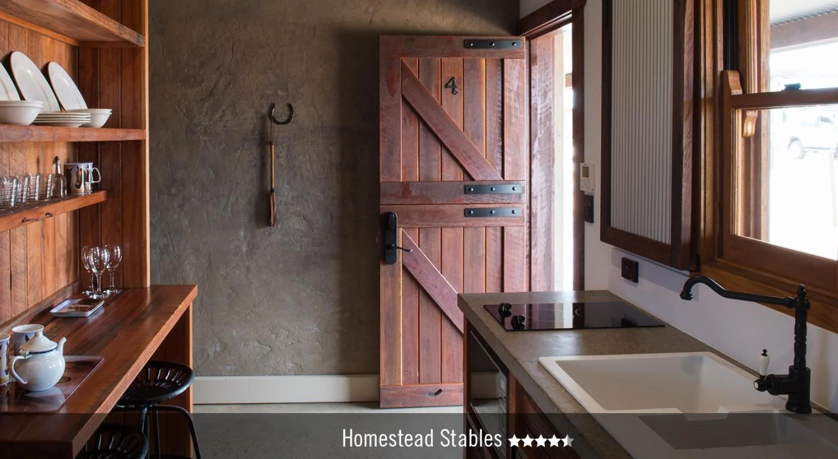 Kitchen or kitchenette in Saltbush Retreat