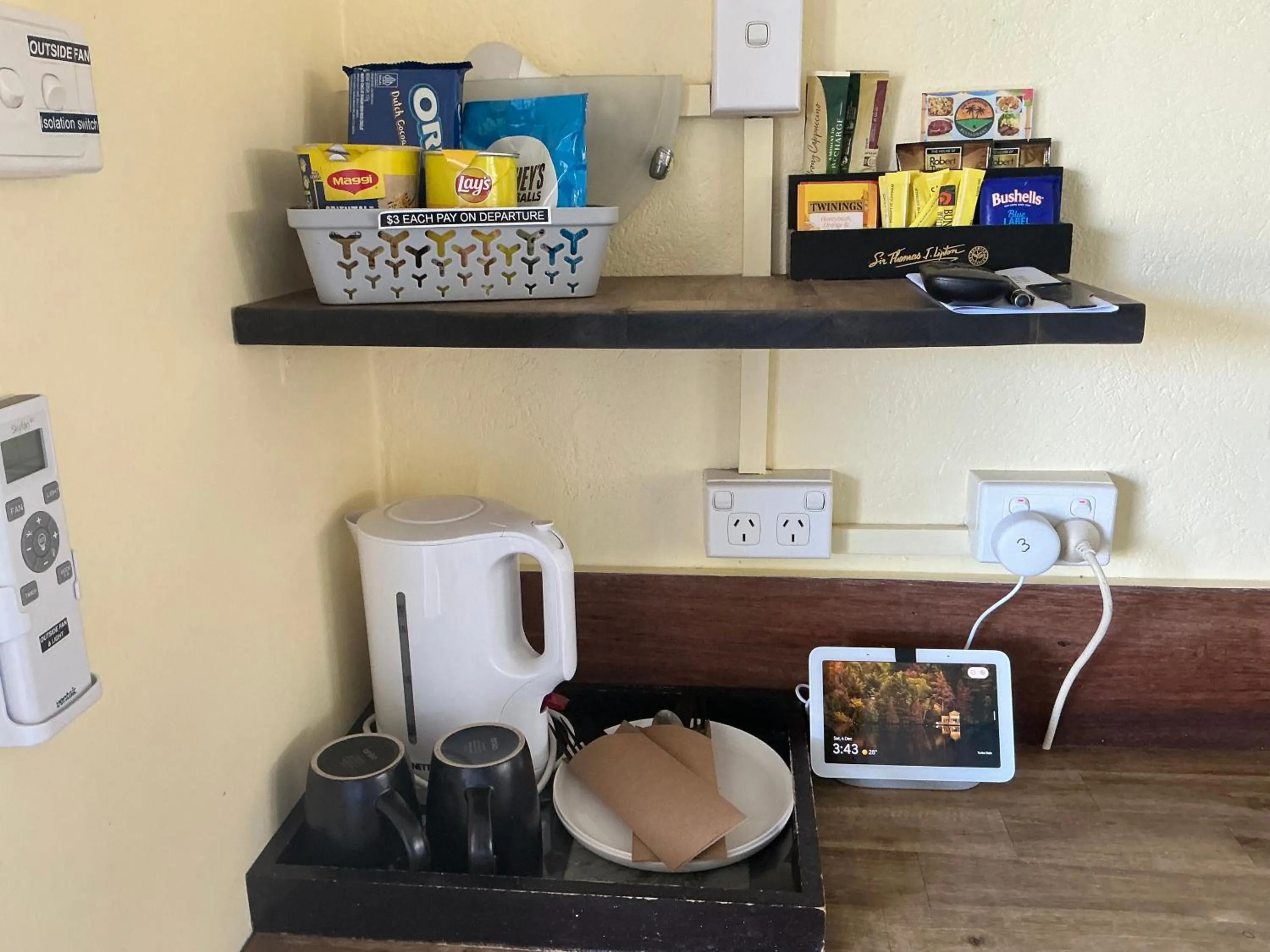 Moore Park Beach Inn