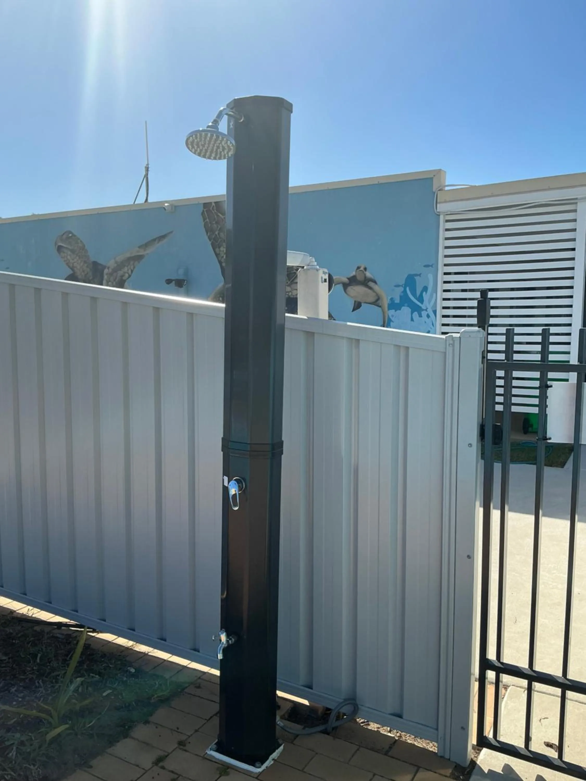 Moore Park Beach Inn