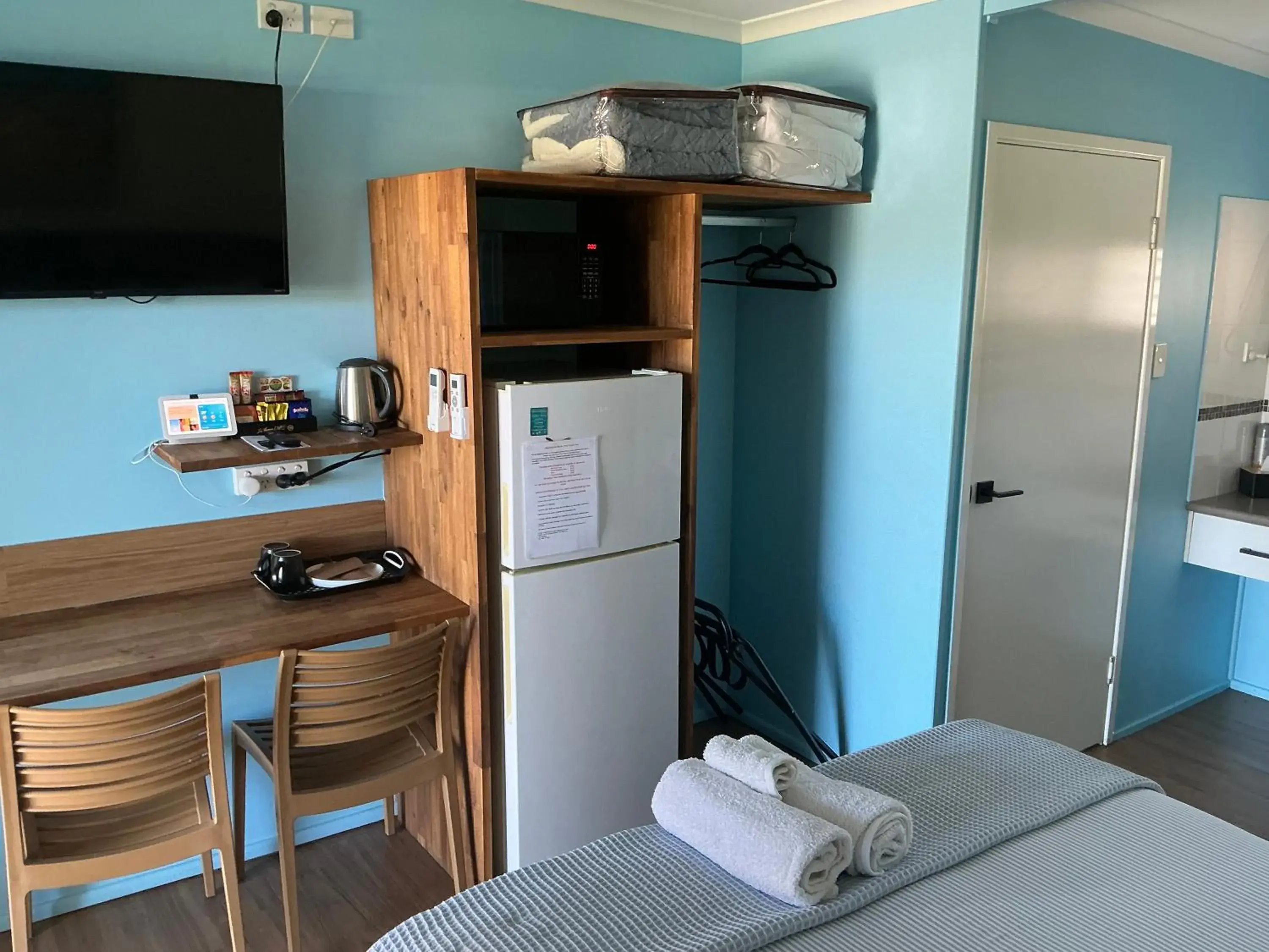 Double or Twin Room in Moore Park Beach Inn Double or Twin Room in Moore Park Beach Inn