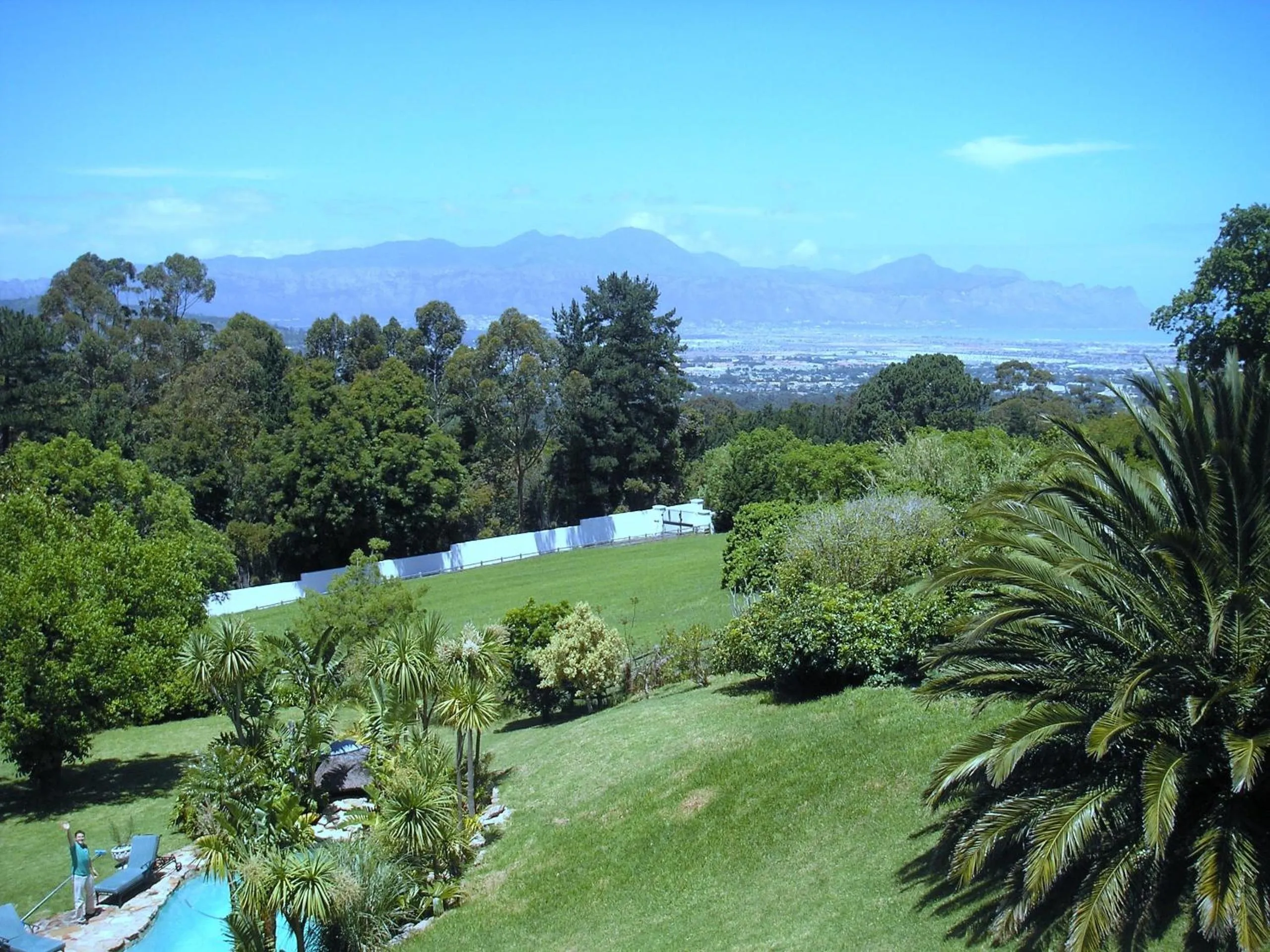 Garden in De Molen Guest House
