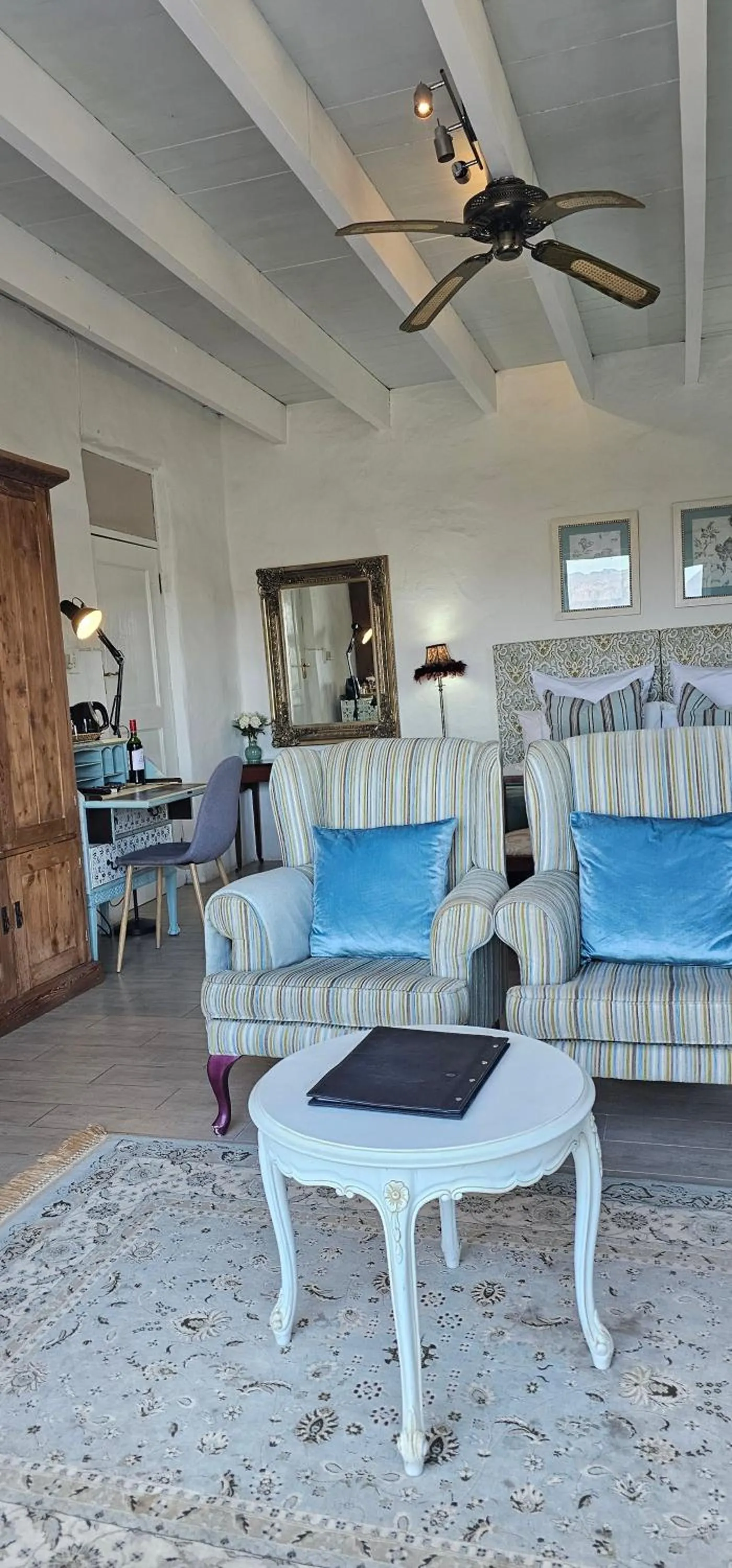 Seating area in De Molen Guest House