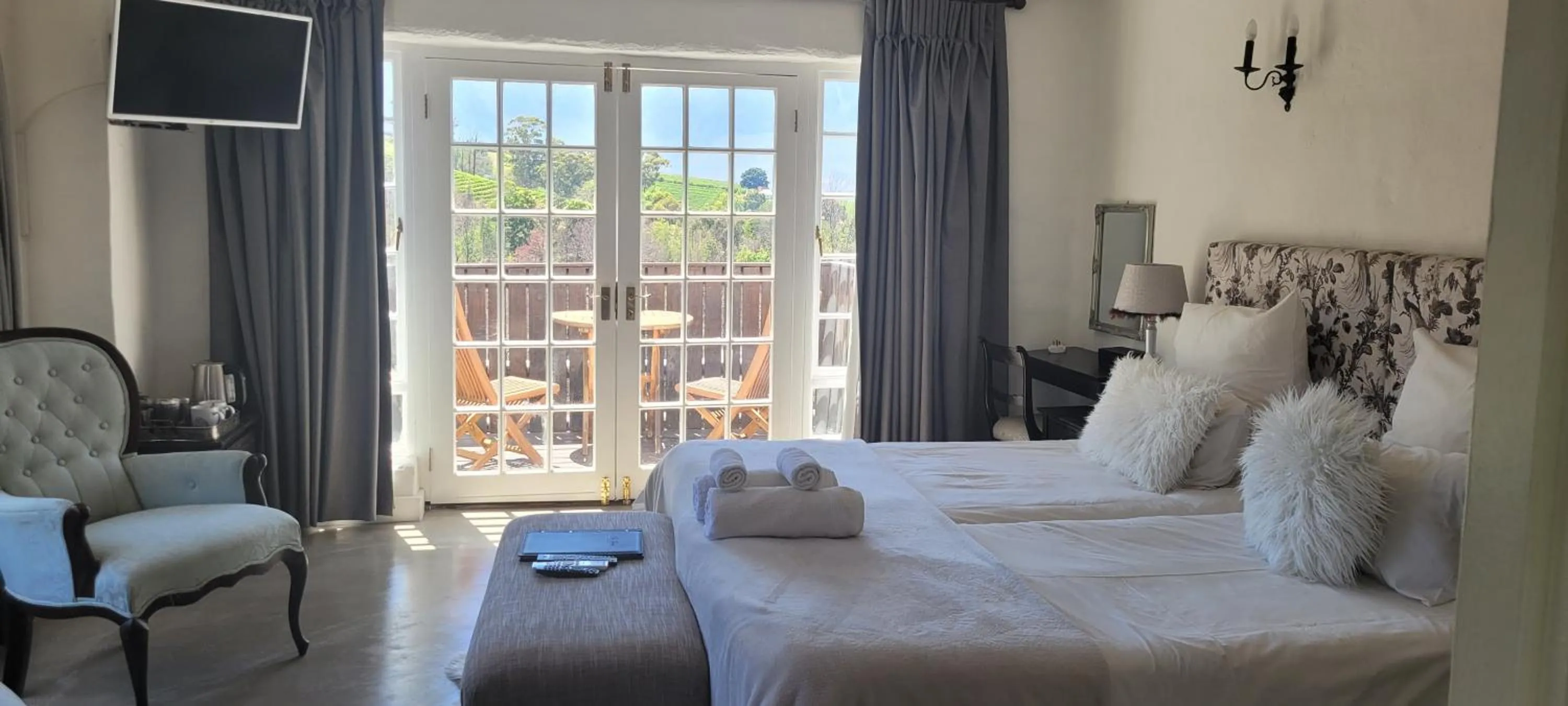 TV and multimedia, Bed in De Molen Guest House